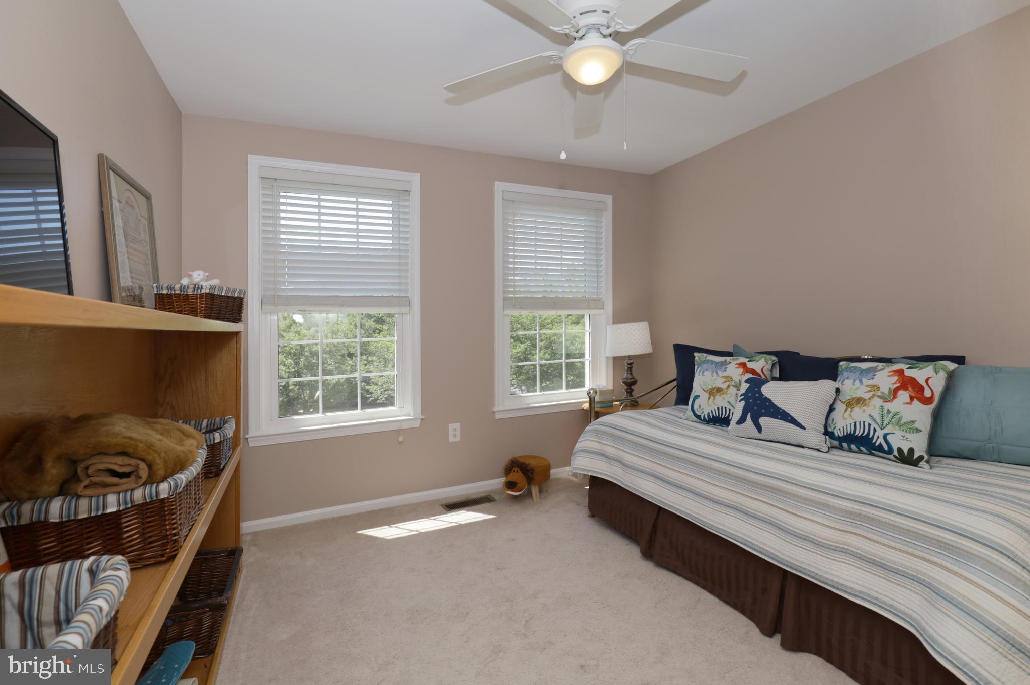 KINGSTOWNE - Residential