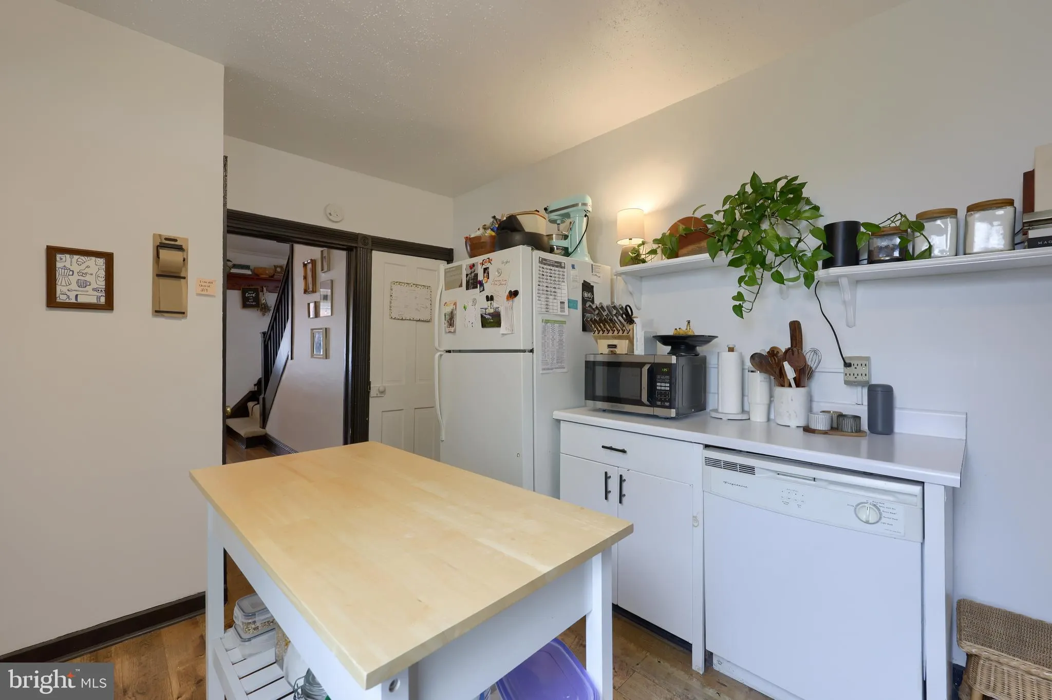 Lancaster, Pennsylvania 17603, United States, 3 Bedrooms Bedrooms, ,1 BathroomBathrooms,Residential,Pending,114965