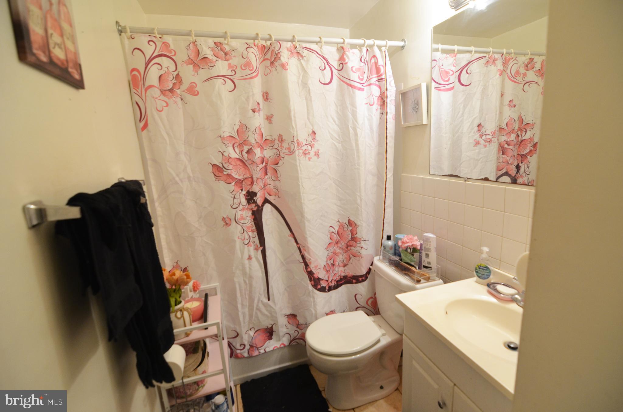 MEDFIELD - Residential