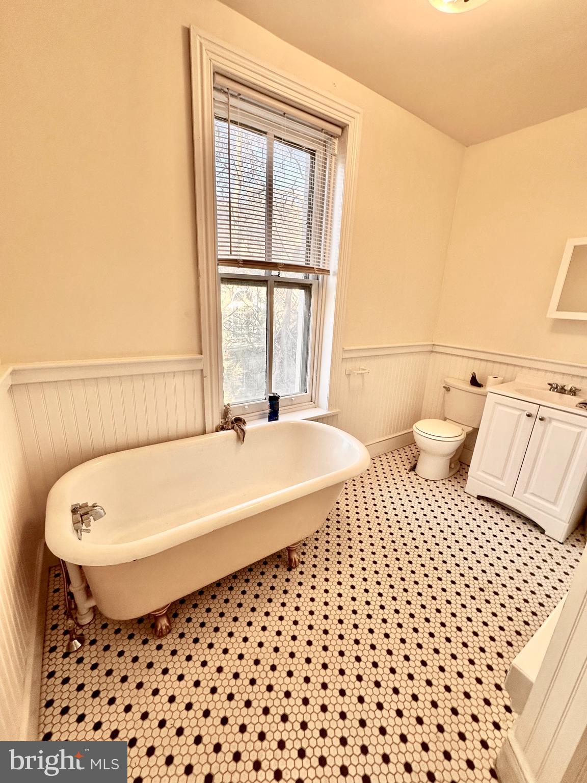 GERMANTOWN - Residential Lease