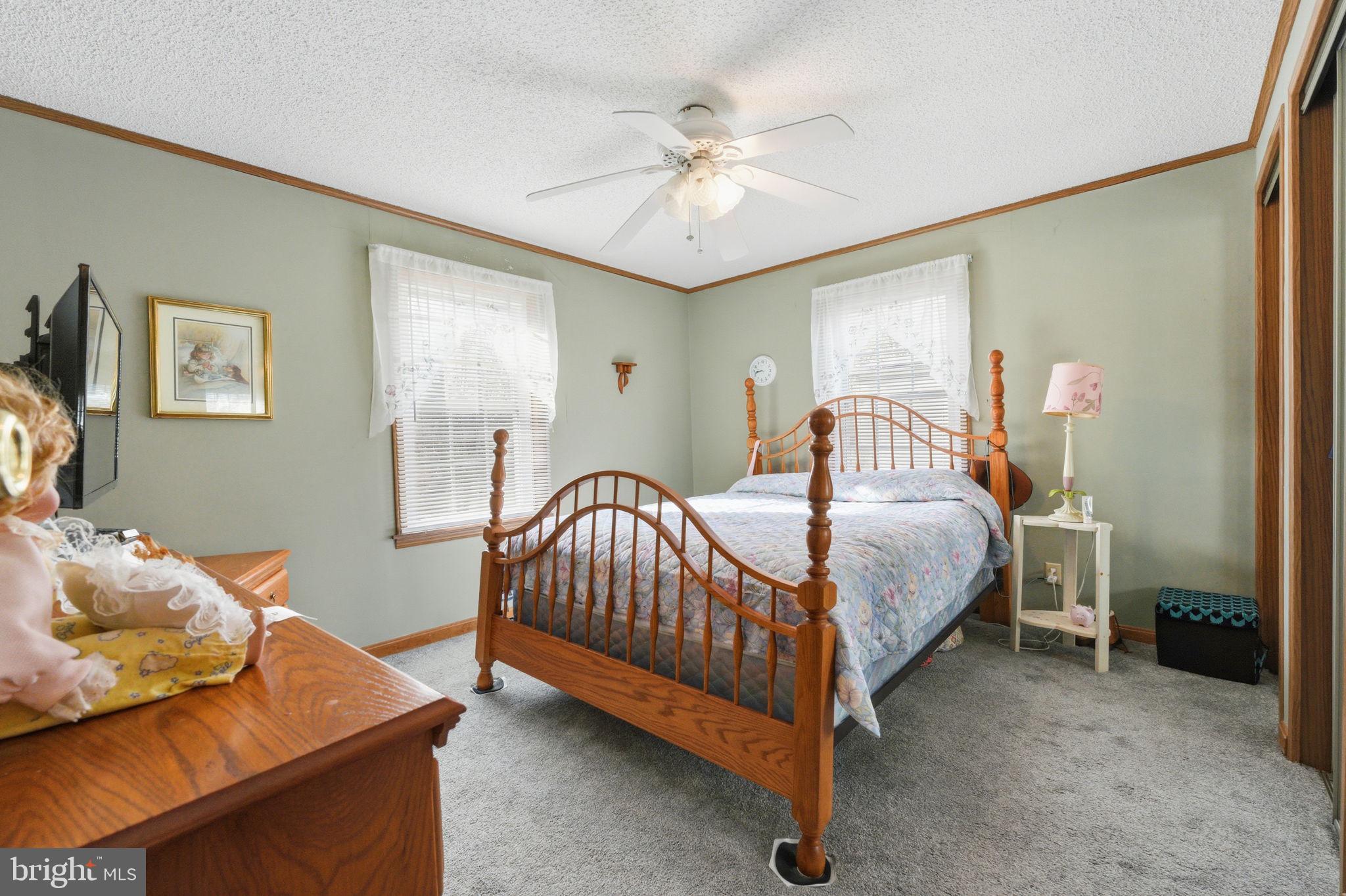 MURRAY MANOR - Residential