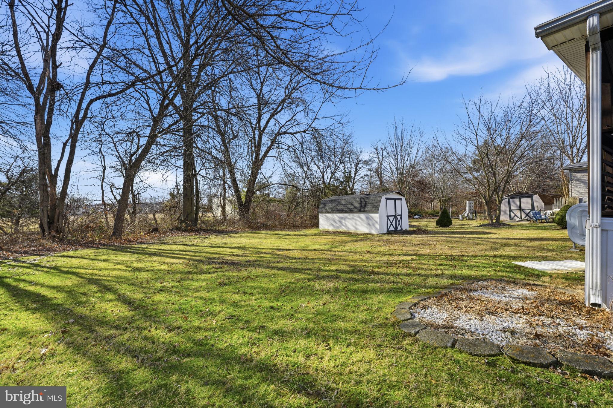 MURRAY MANOR - Residential