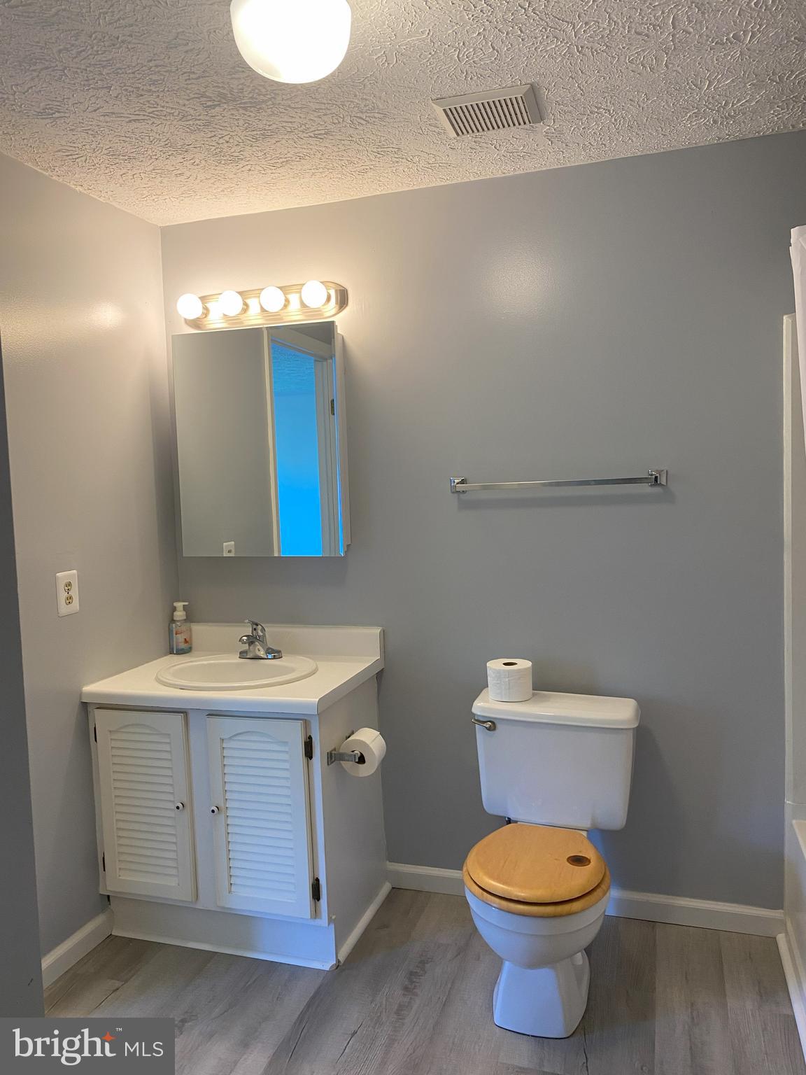 LAUREL HIGHLANDS - Residential