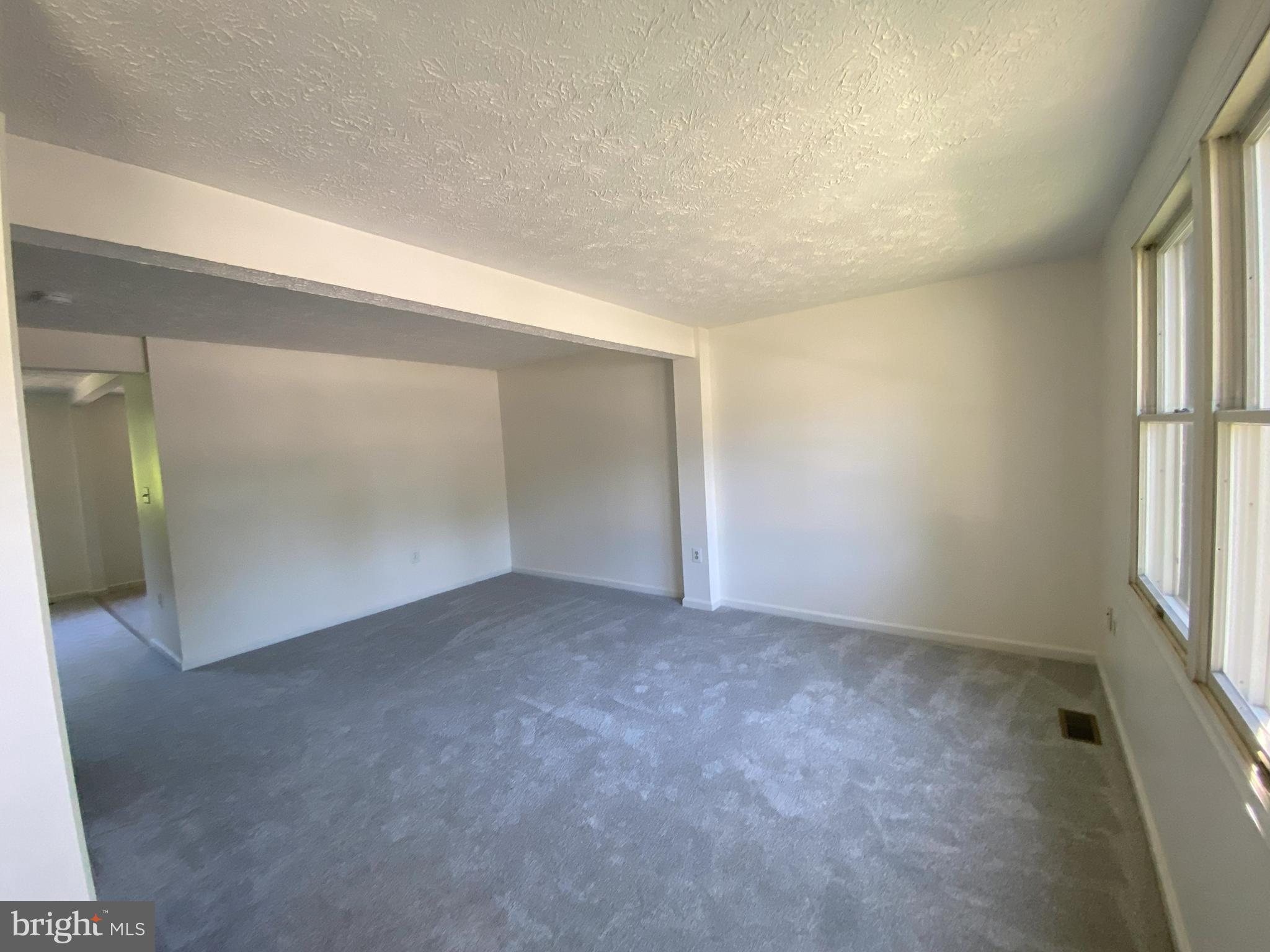 LAUREL HIGHLANDS - Residential