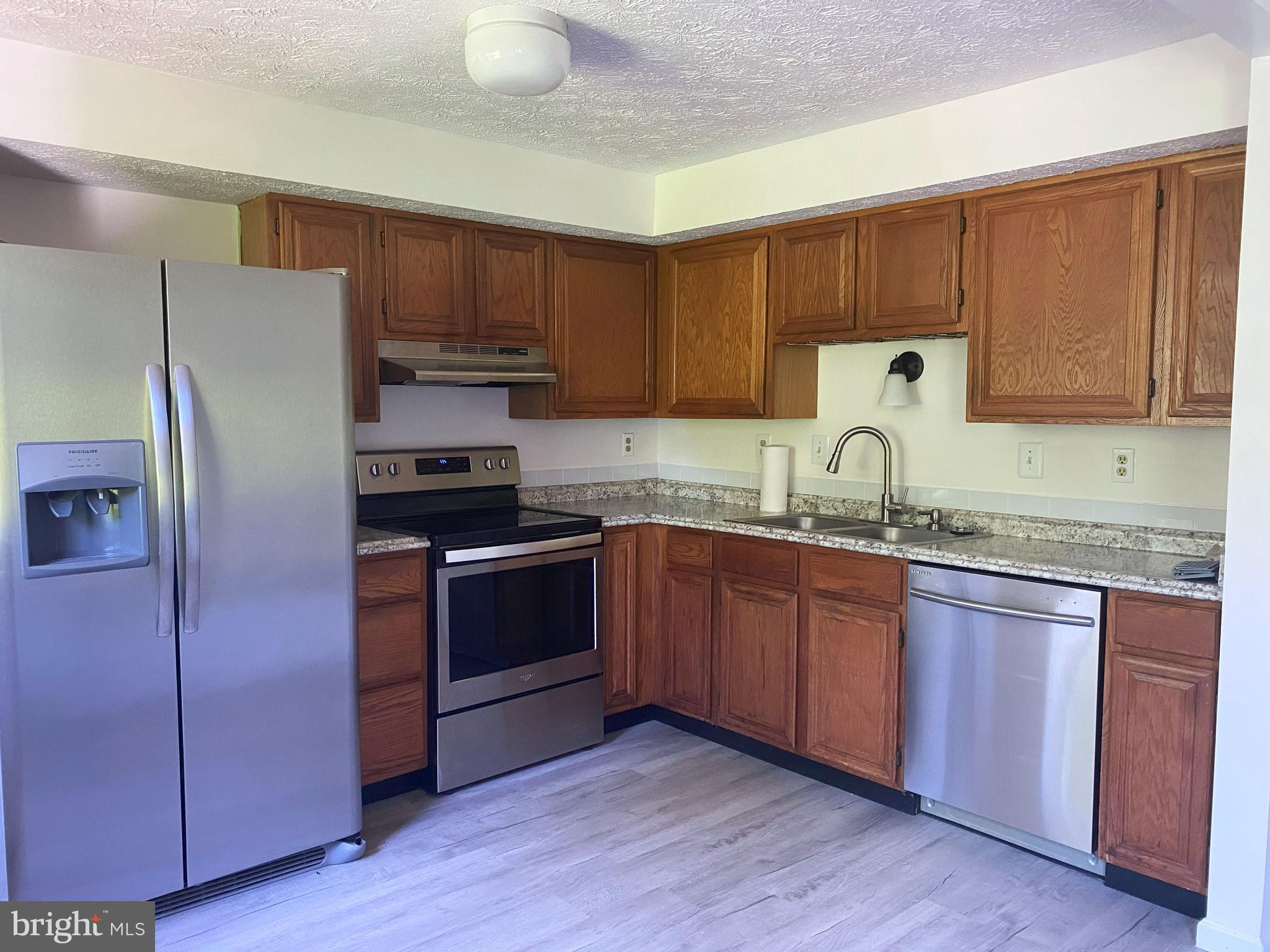 LAUREL HIGHLANDS - Residential