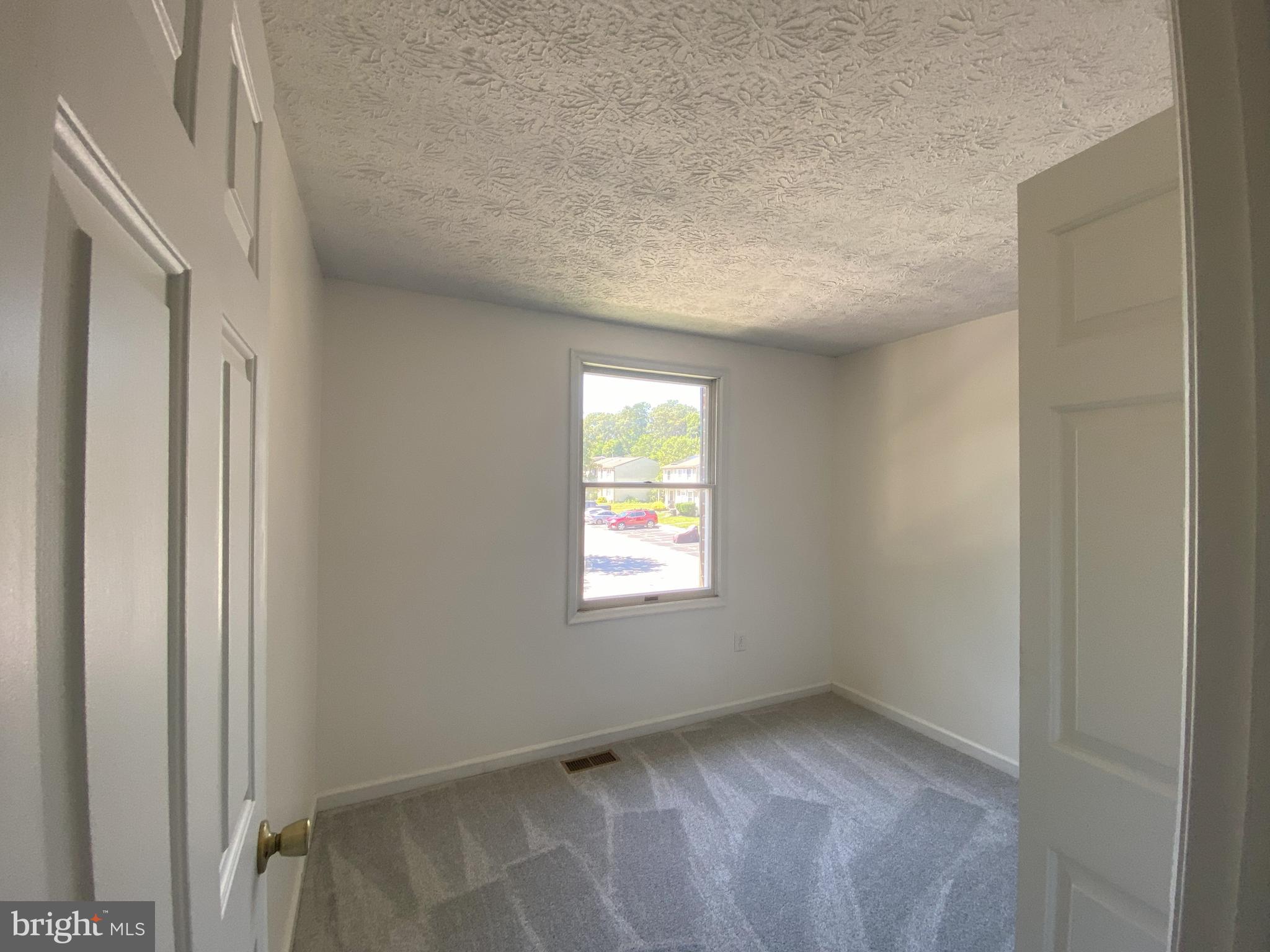 LAUREL HIGHLANDS - Residential