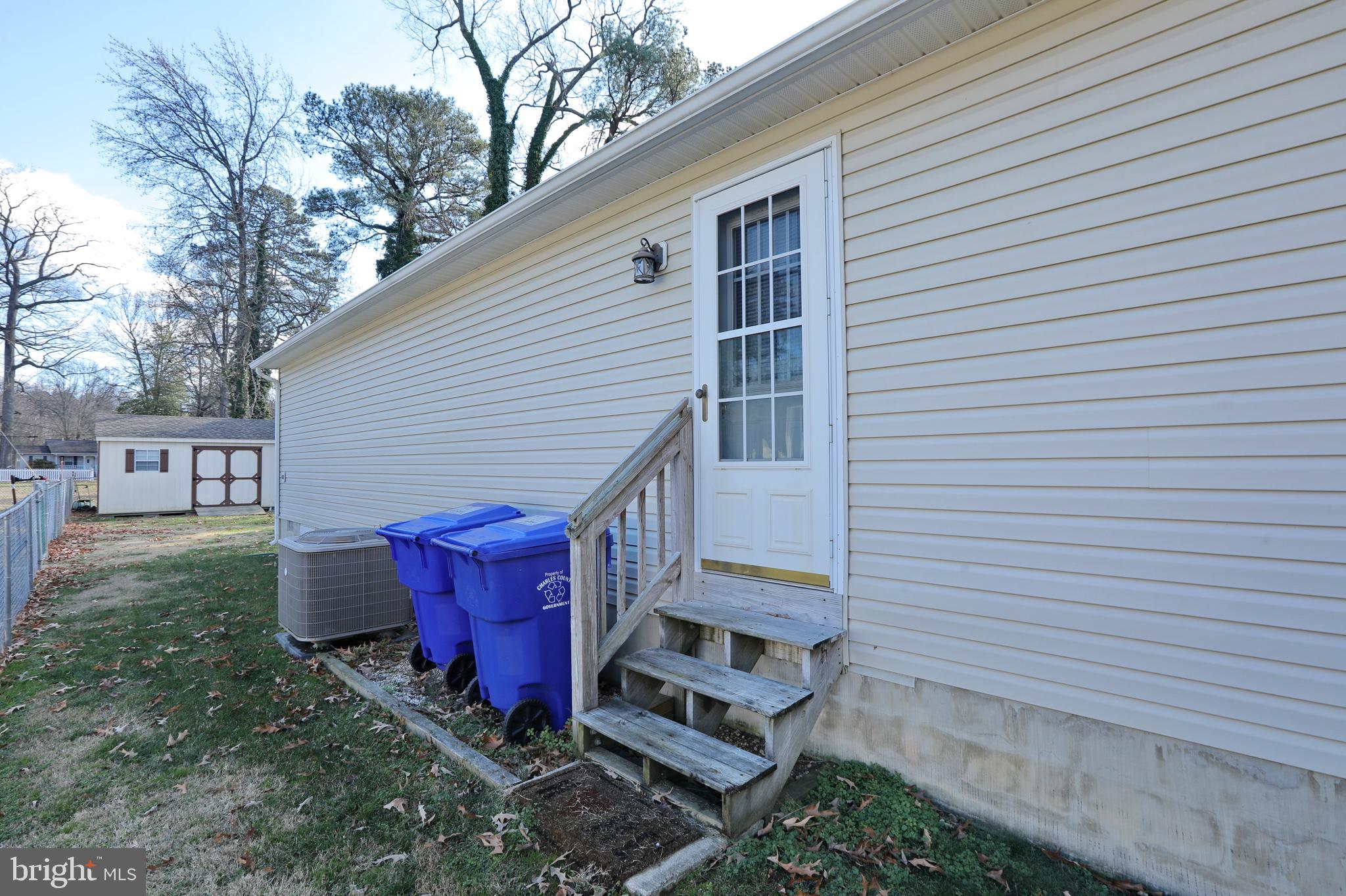 COBB ISLAND - Residential