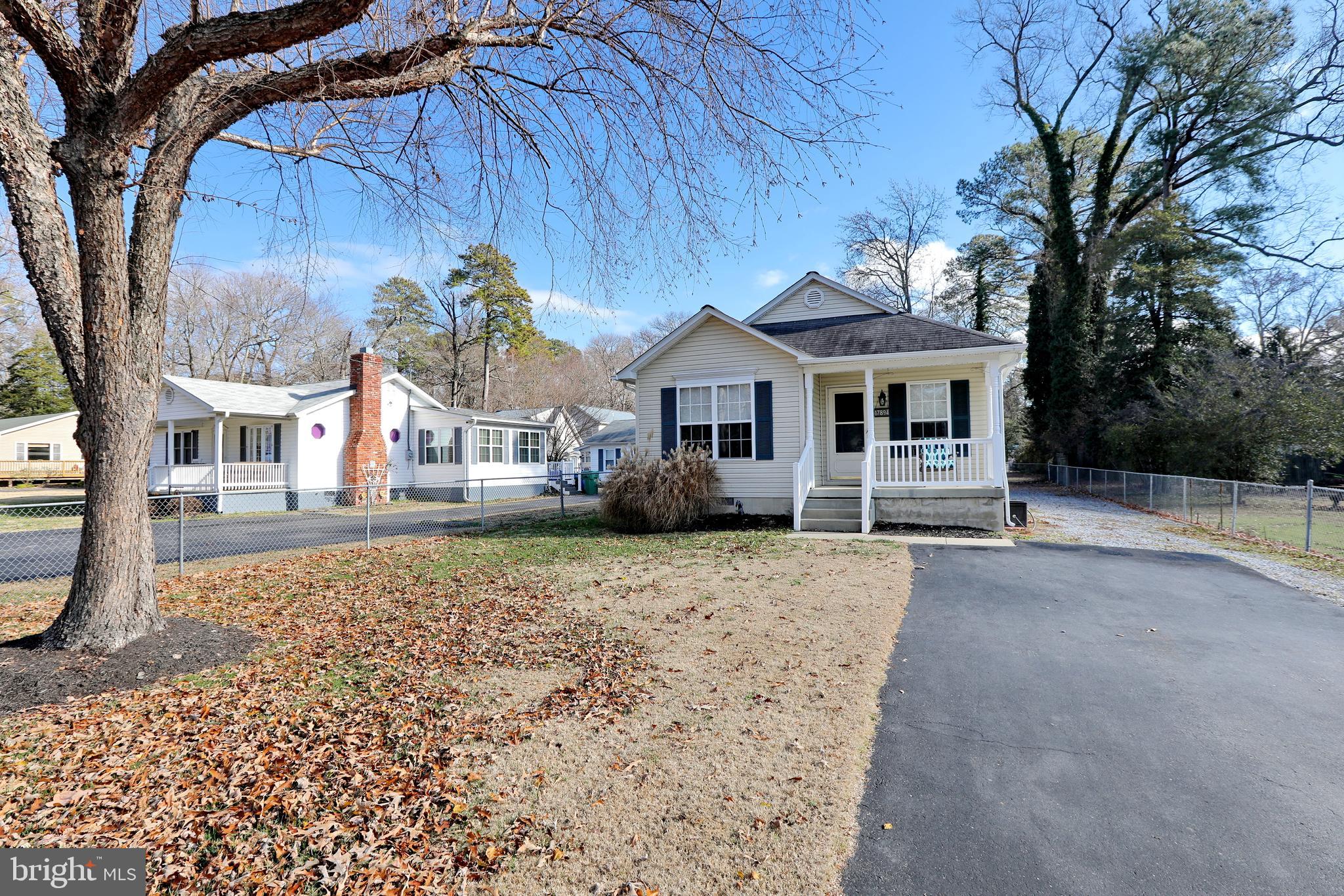 COBB ISLAND - Residential