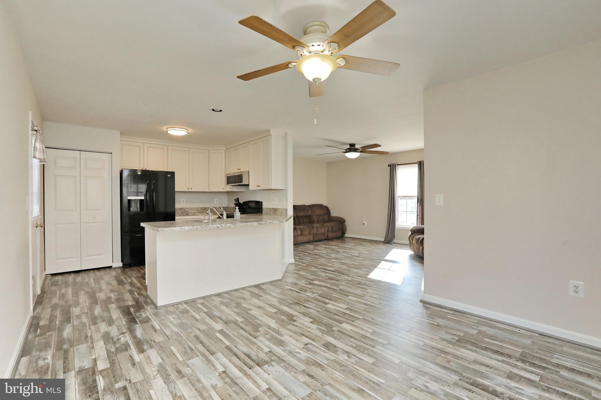 COBB ISLAND - Residential