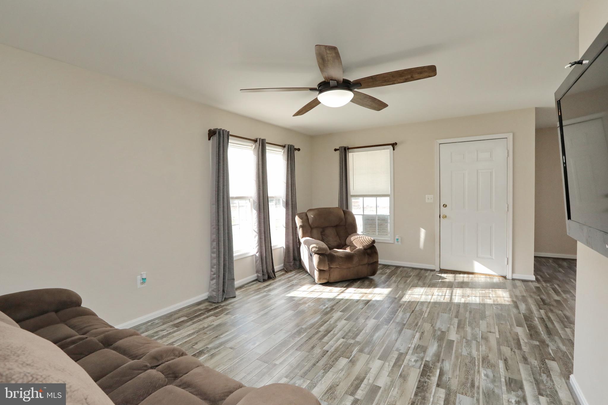 COBB ISLAND - Residential