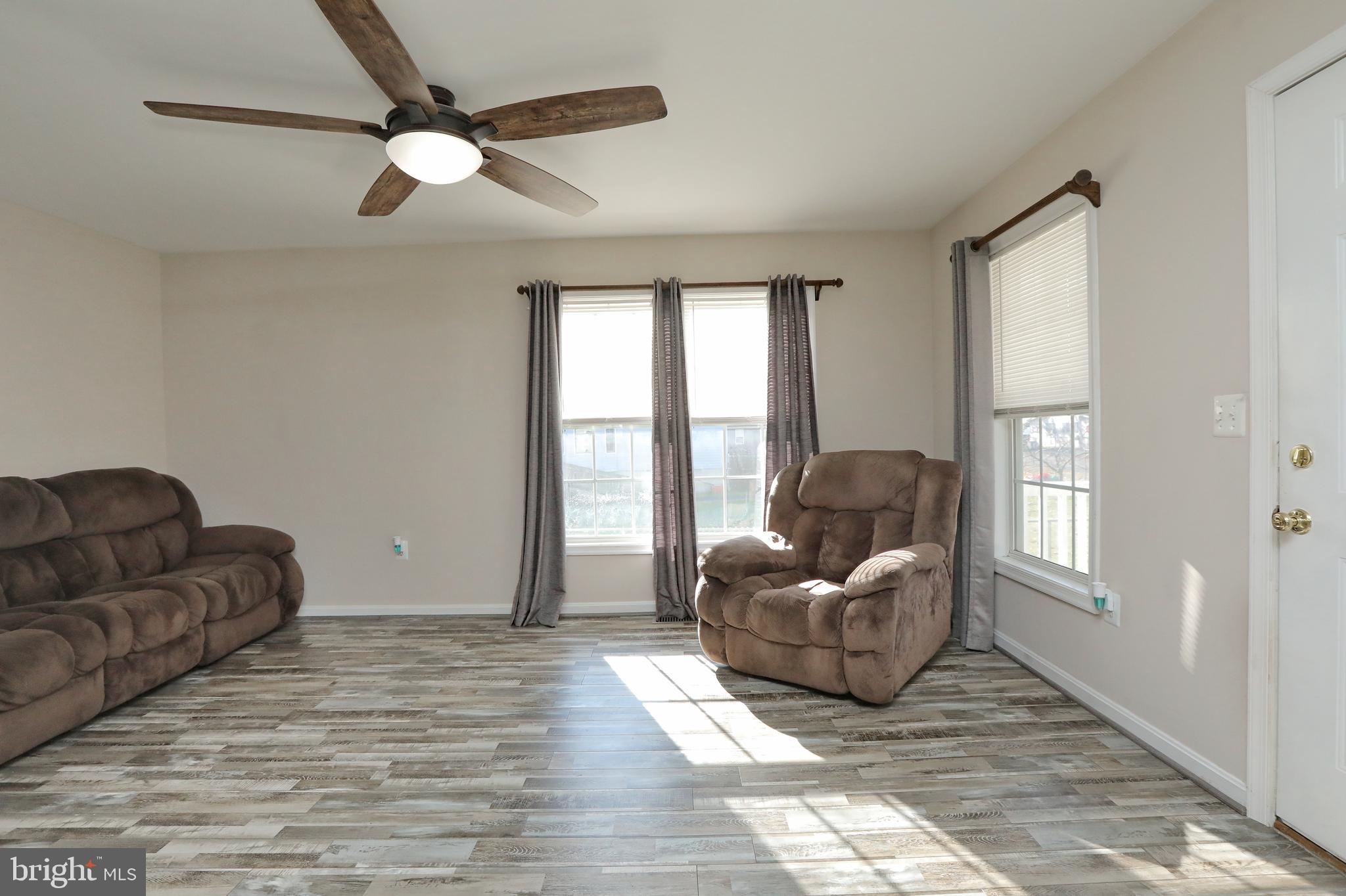 COBB ISLAND - Residential