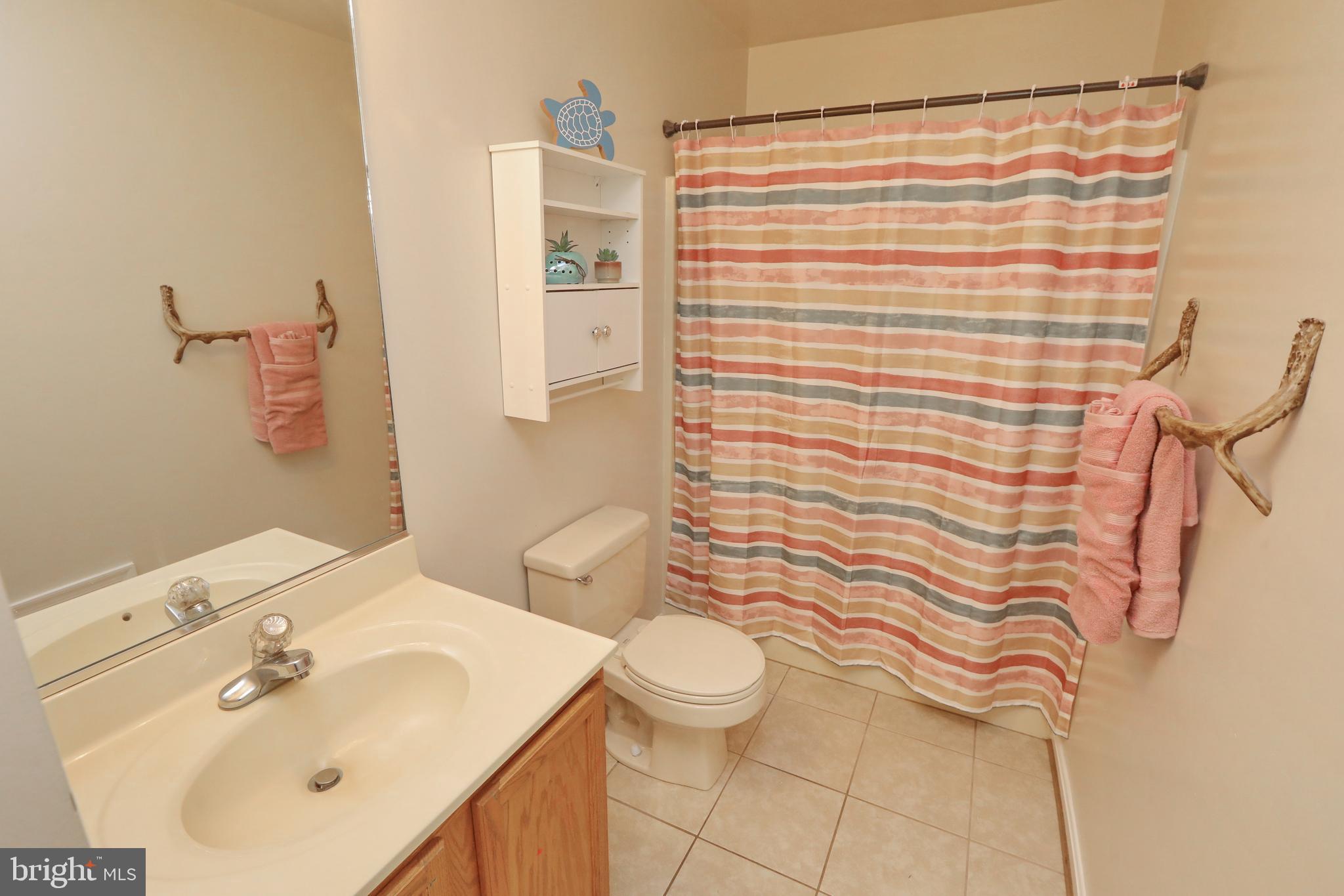 COBB ISLAND - Residential