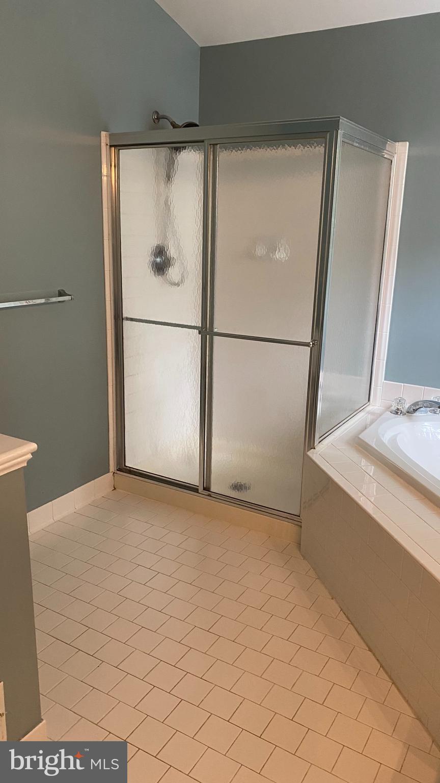 HOMELAND - Residential Lease