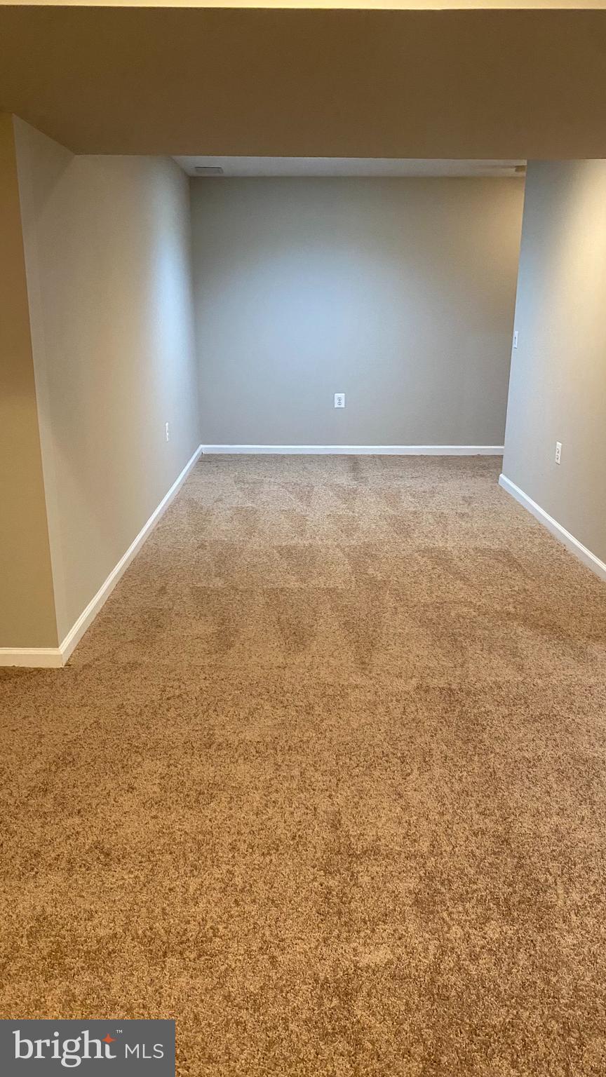 HOMELAND - Residential Lease