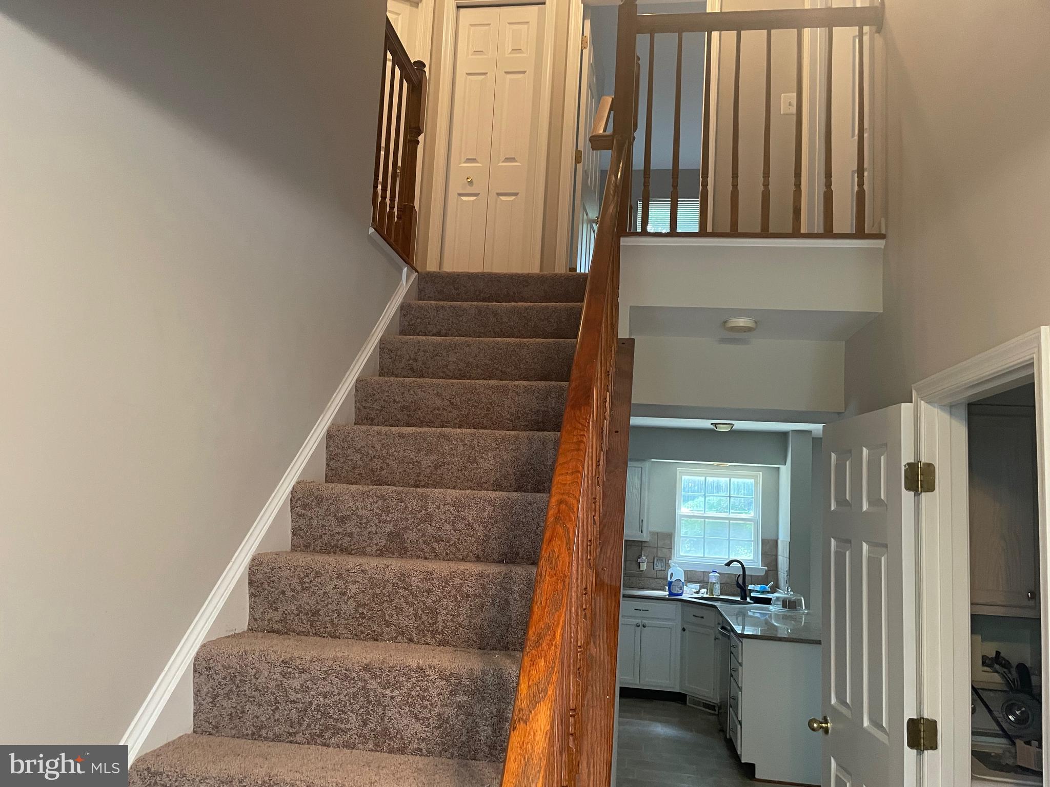 HOMELAND - Residential Lease