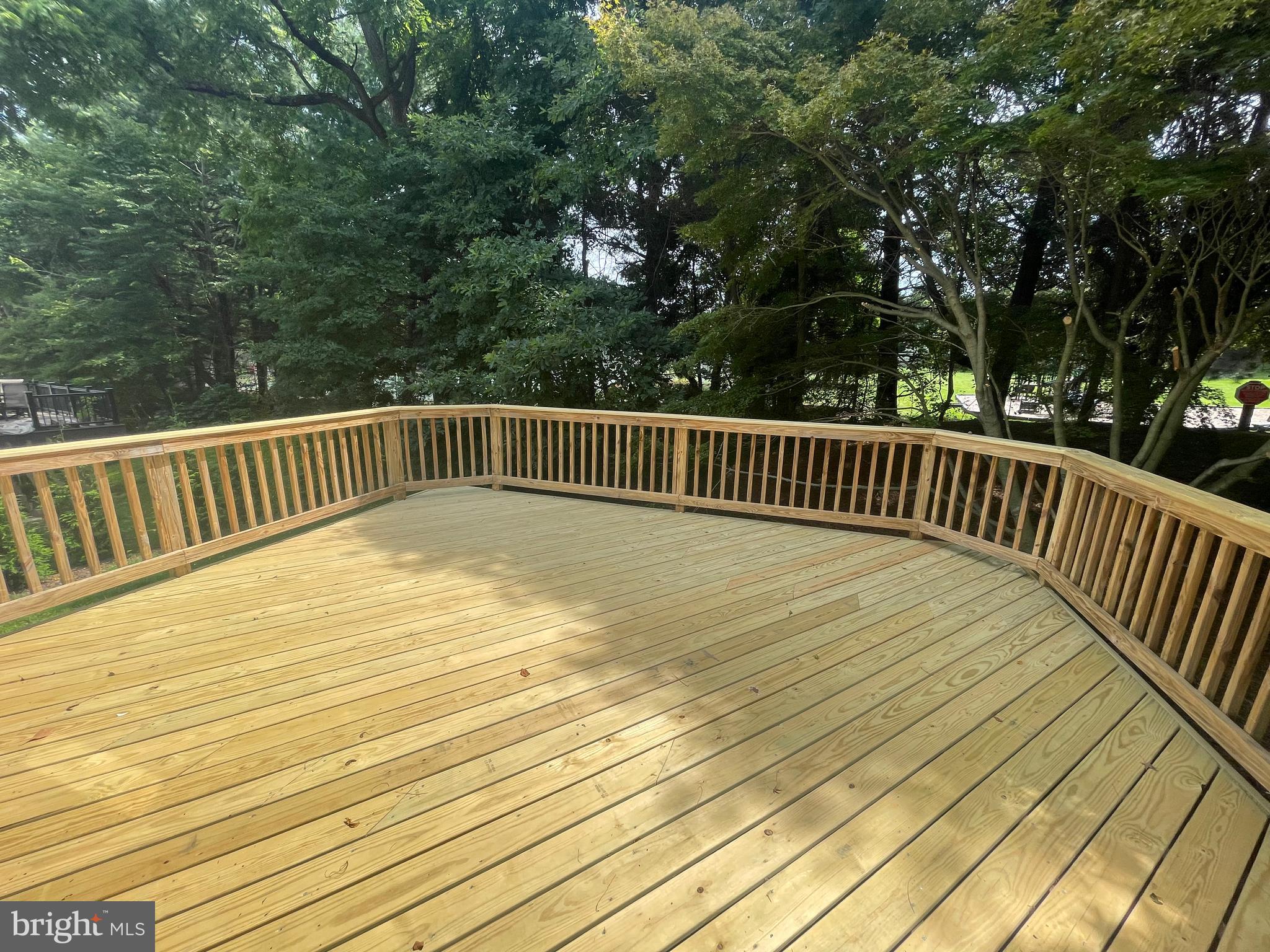 HOMELAND - Residential Lease