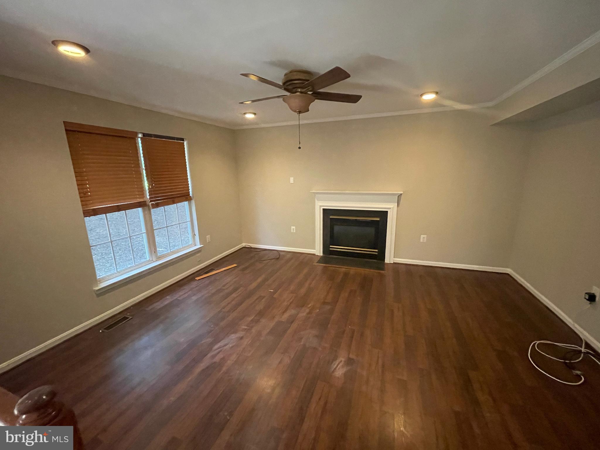 HOMELAND - Residential Lease