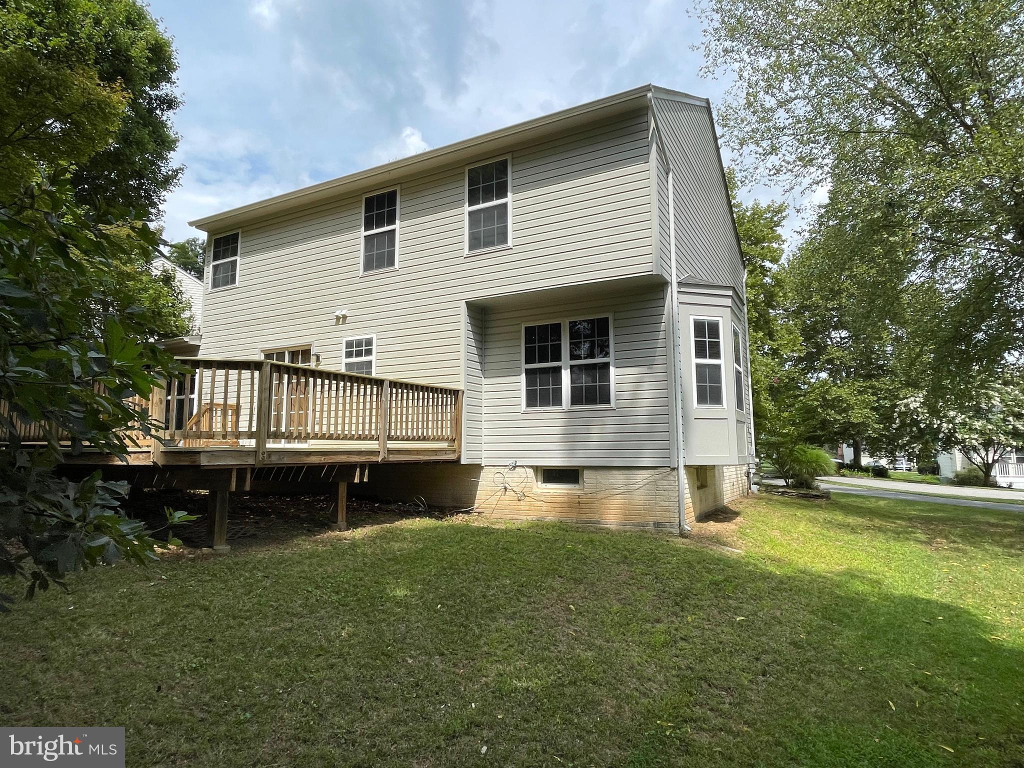 HOMELAND - Residential Lease