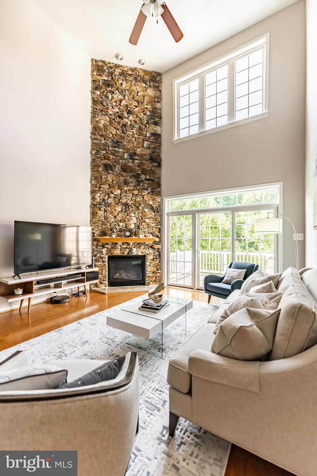 KENDALL OVERLOOK CONDOMINIUMS - Residential