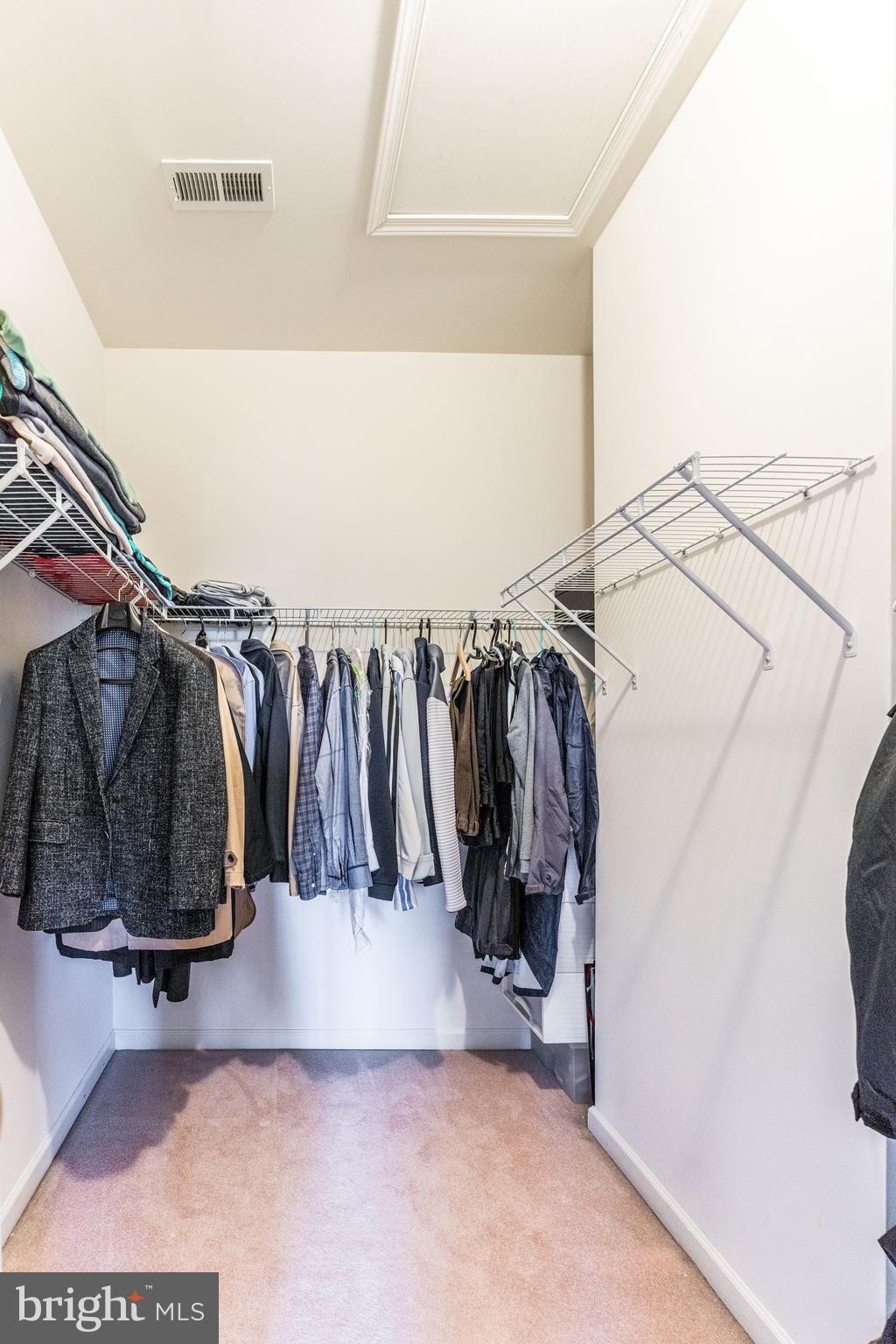 KENDALL OVERLOOK CONDOMINIUMS - Residential