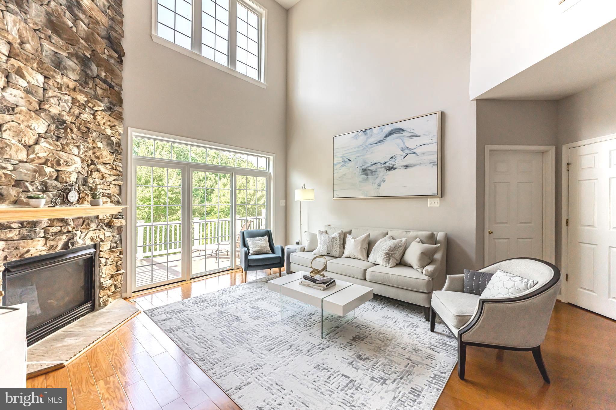 KENDALL OVERLOOK CONDOMINIUMS - Residential