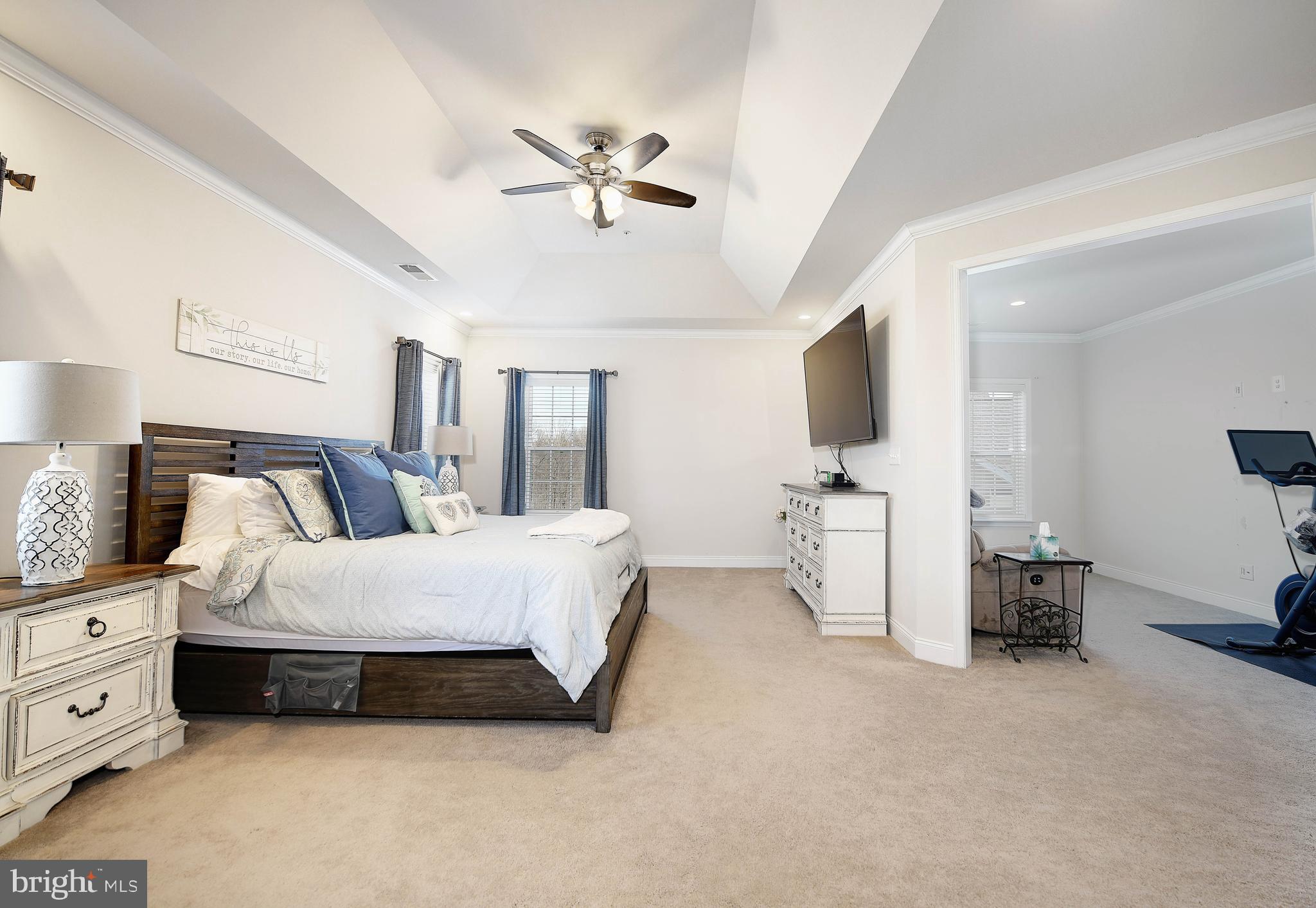 LAUREL RIDGE - THE MEADOWS - Residential