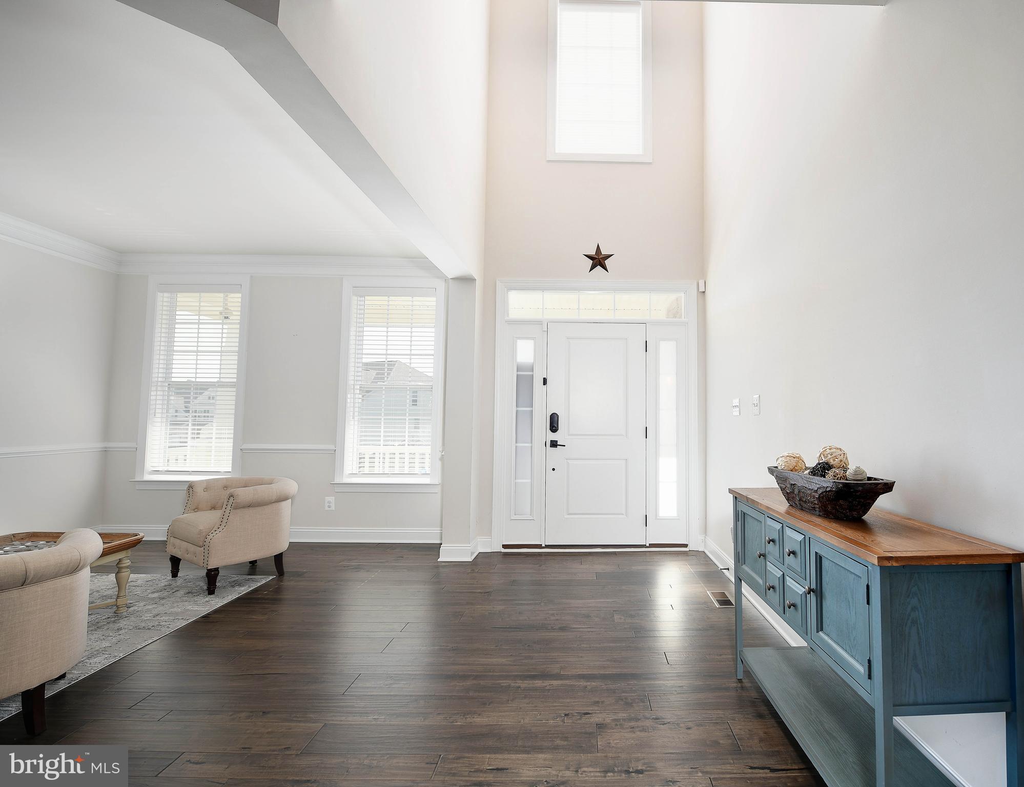 LAUREL RIDGE - THE MEADOWS - Residential