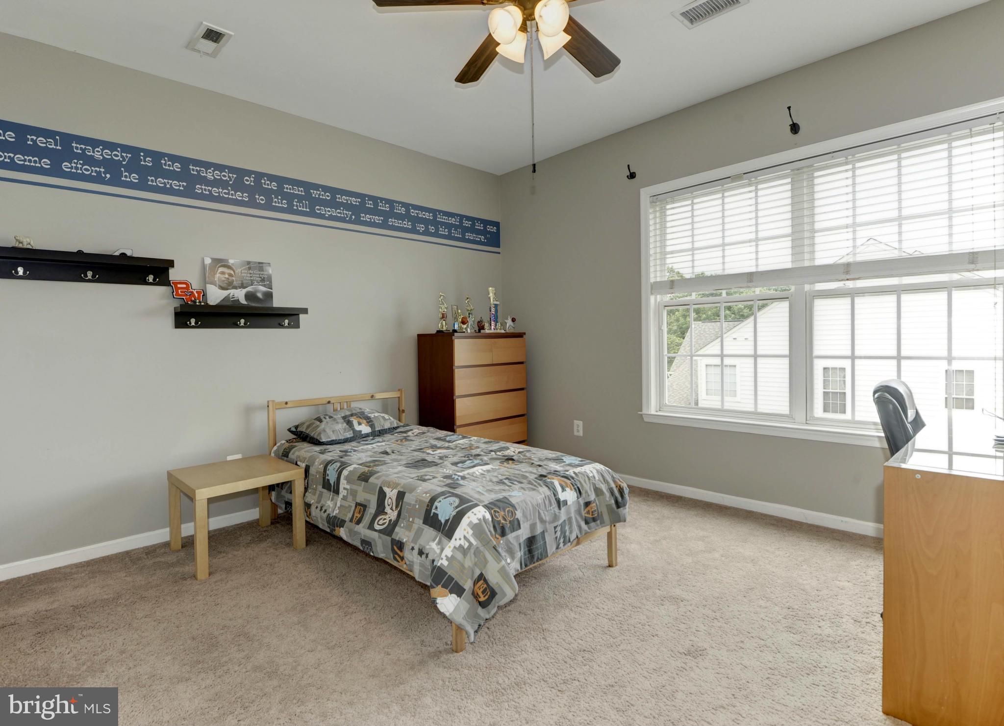 BELMONT BLUFF - Residential