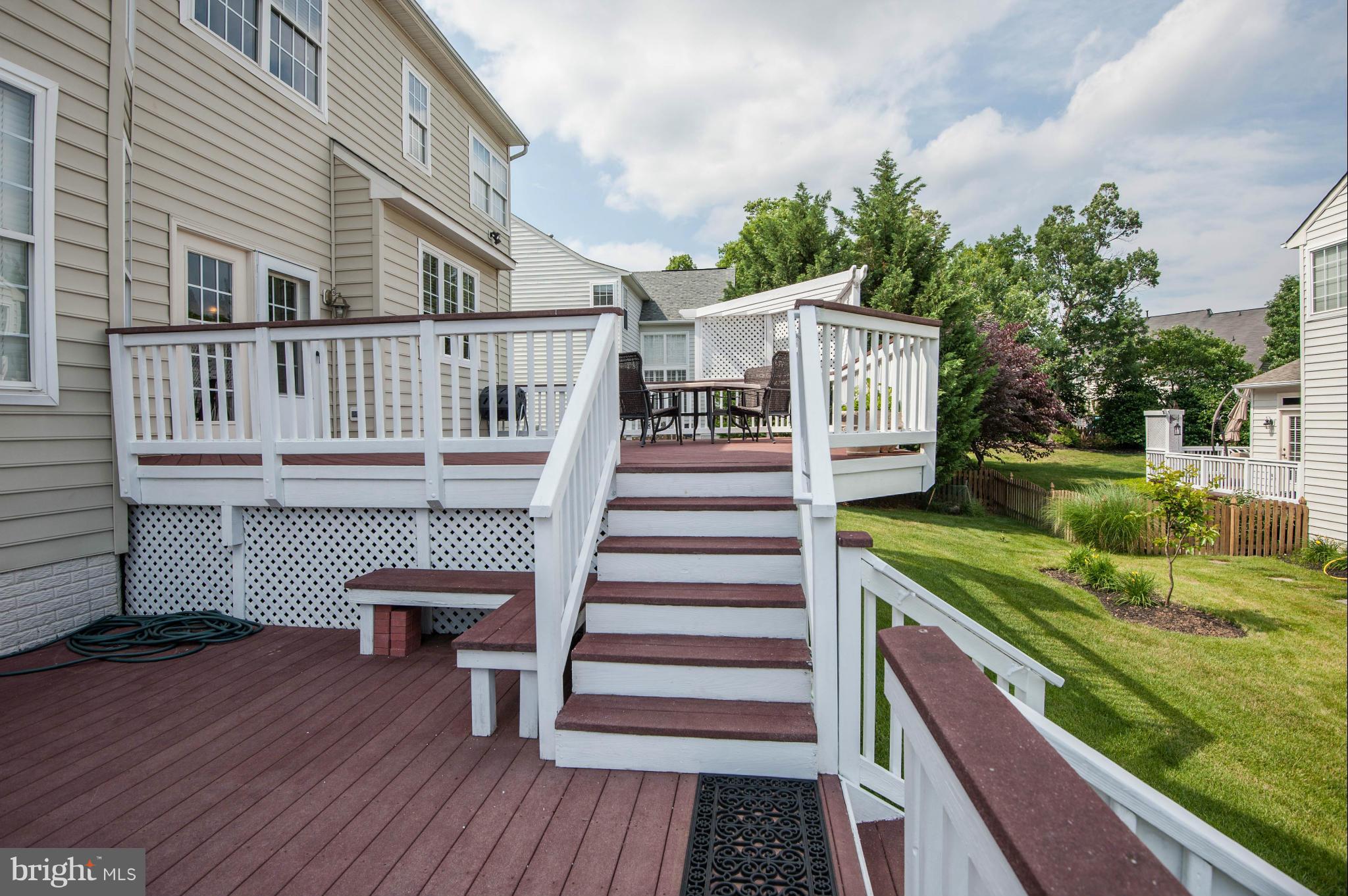 BELMONT BLUFF - Residential