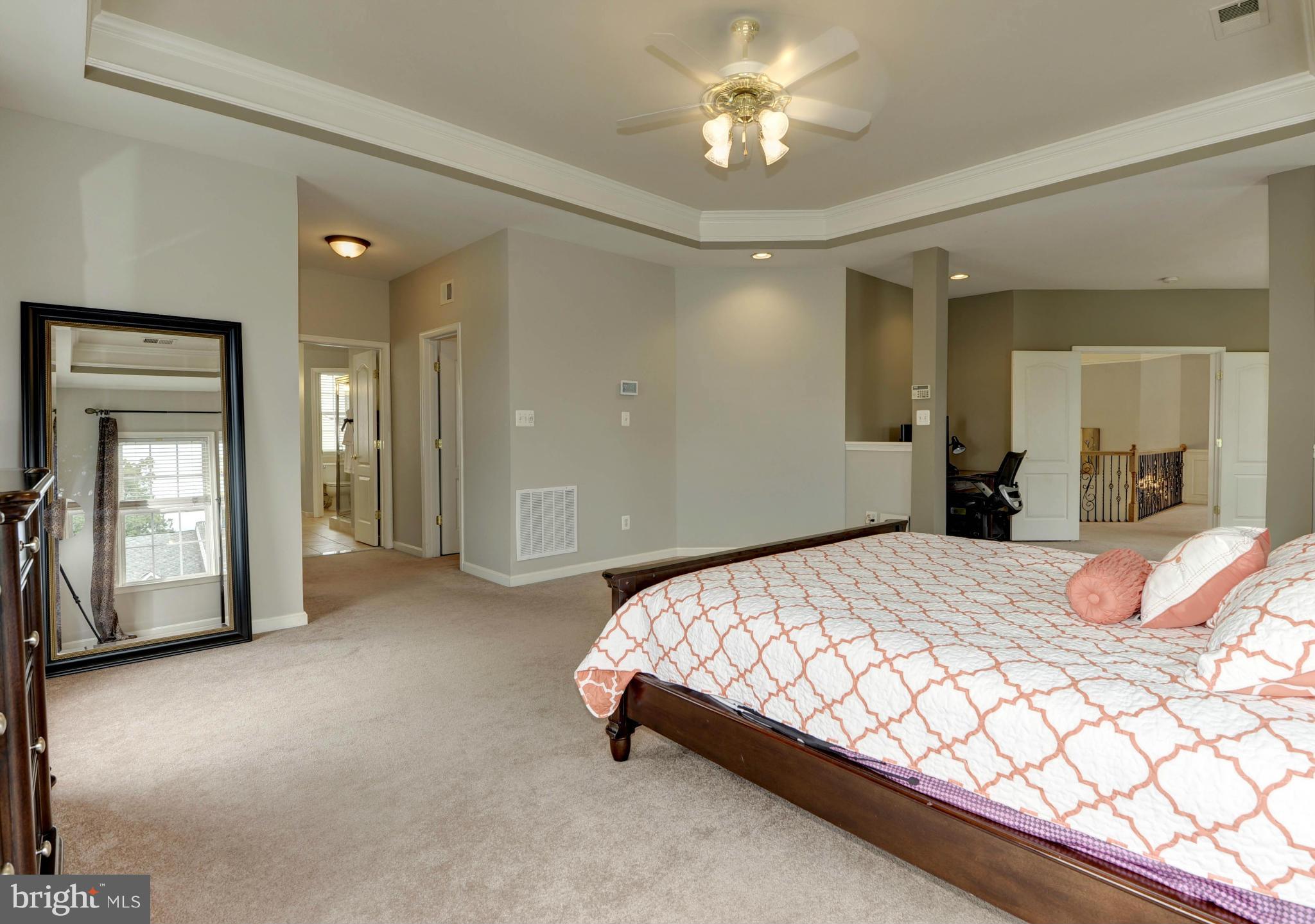 BELMONT BLUFF - Residential