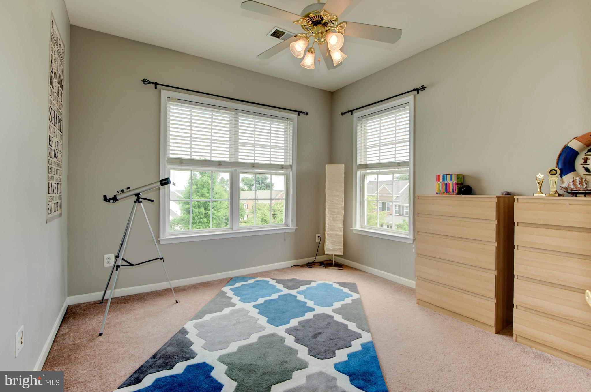 BELMONT BLUFF - Residential