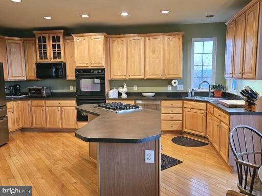 SOMERSET - Residential Lease