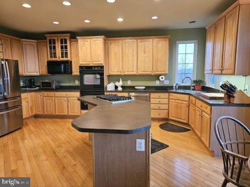 SOMERSET - Residential Lease