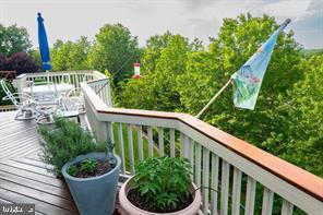 SOMERSET - Residential Lease