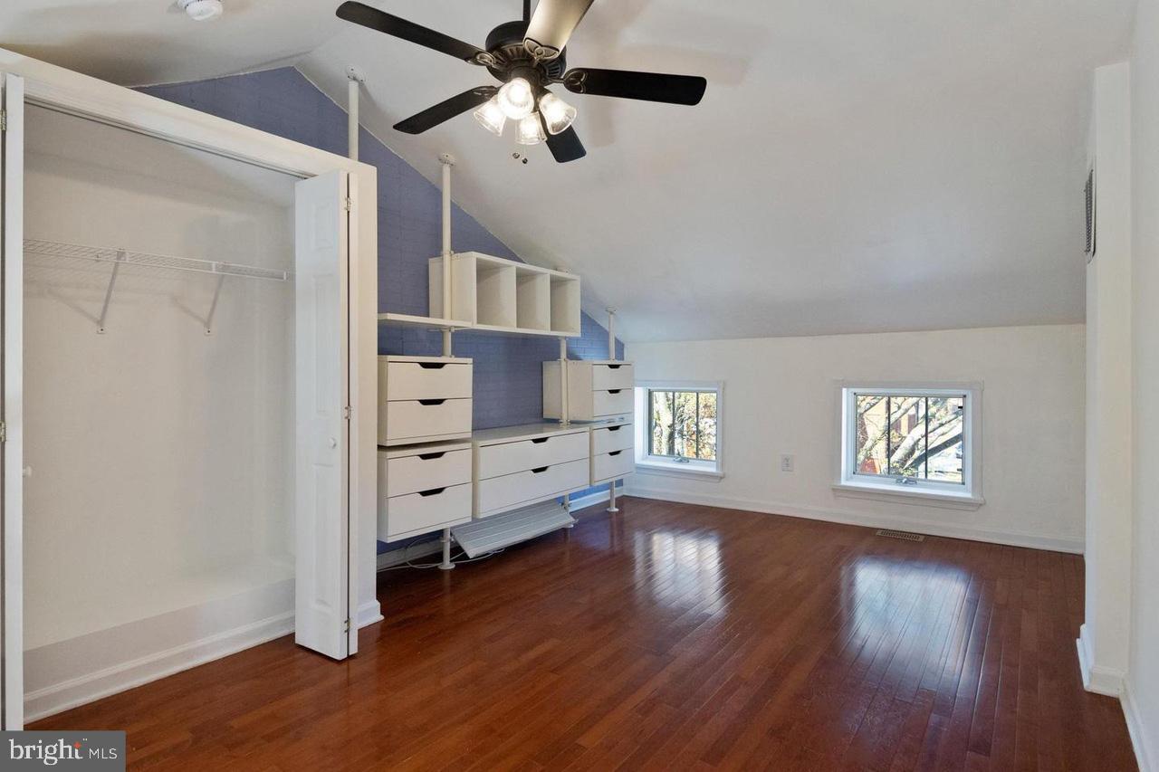 SETON HILL - Residential