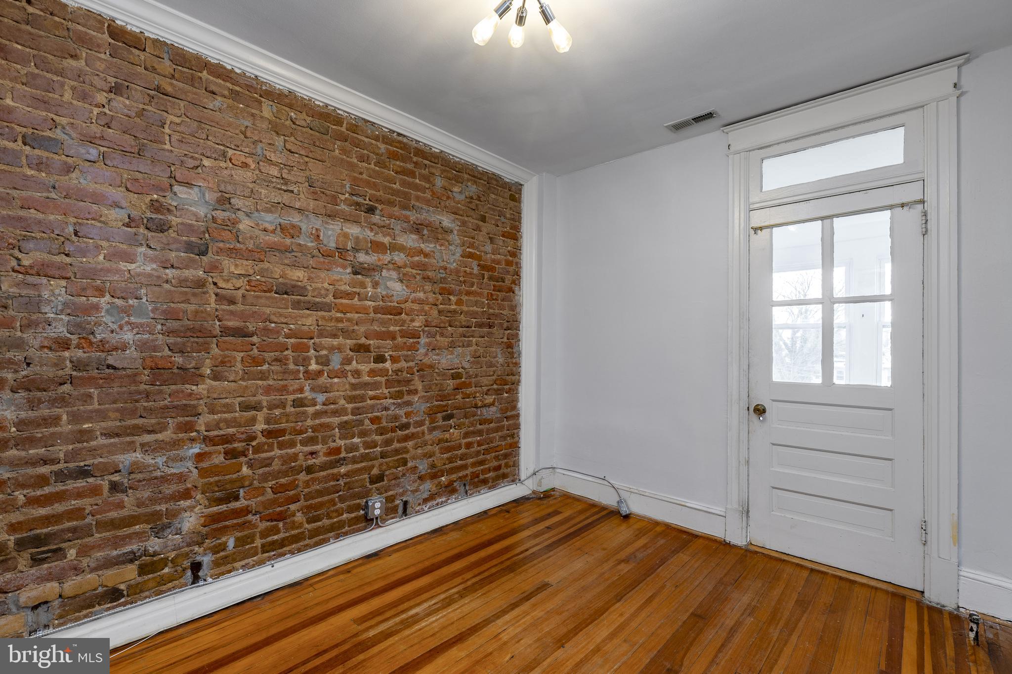 16TH STREET HEIGHTS - Residential Lease