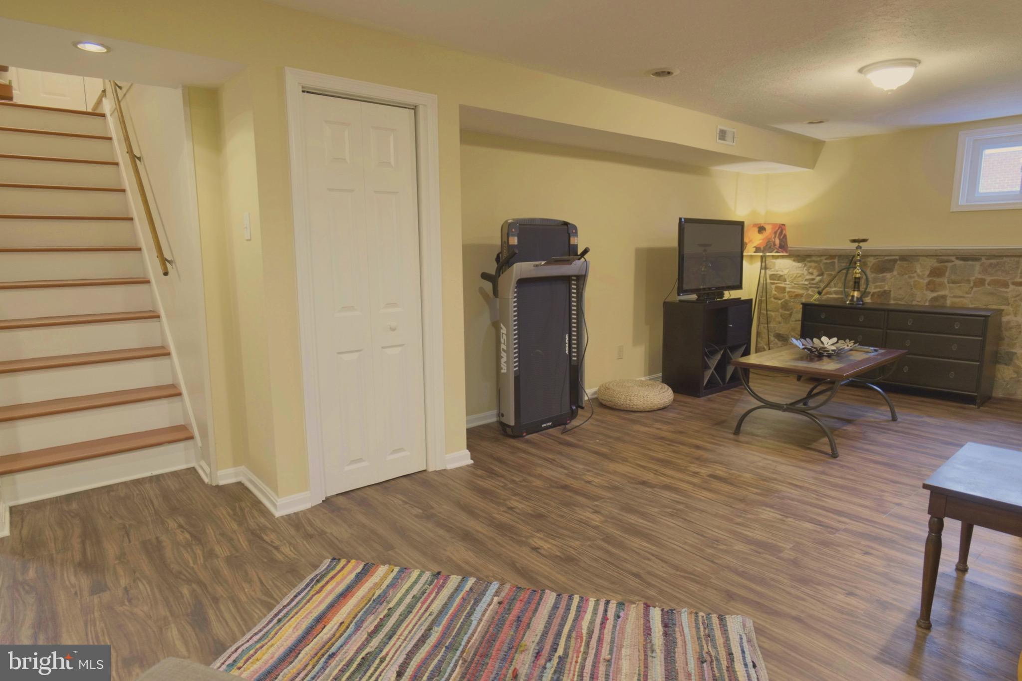 RANDOLPH HILLS - Residential Lease