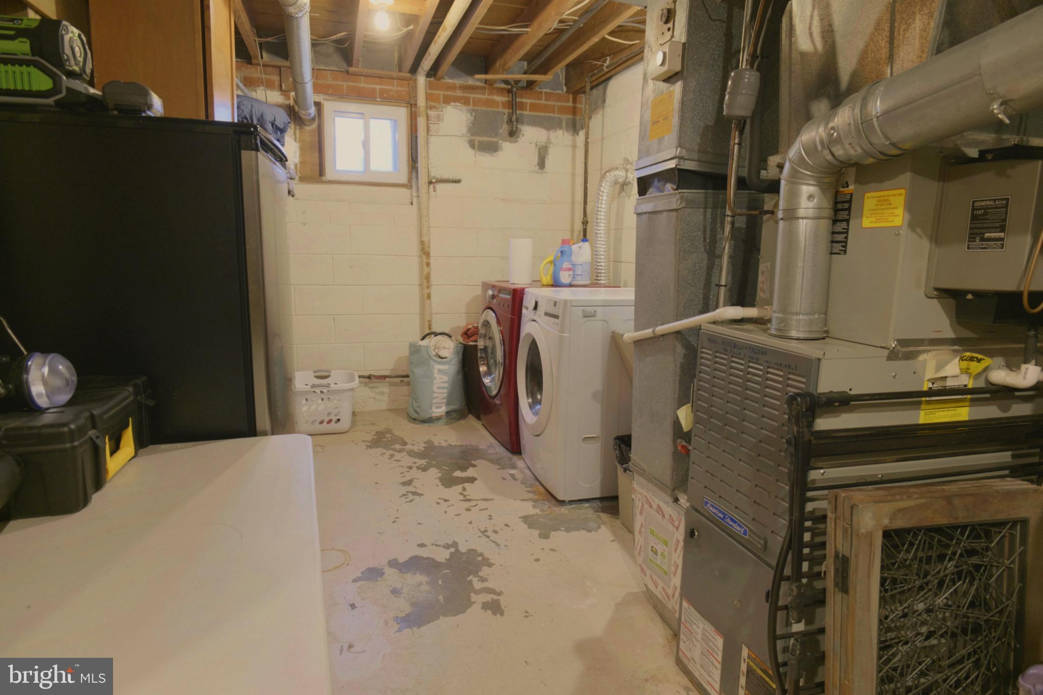 RANDOLPH HILLS - Residential Lease