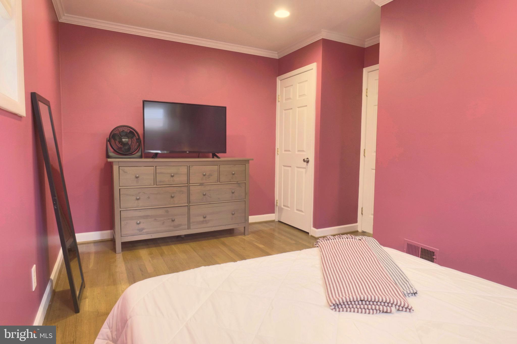 RANDOLPH HILLS - Residential Lease