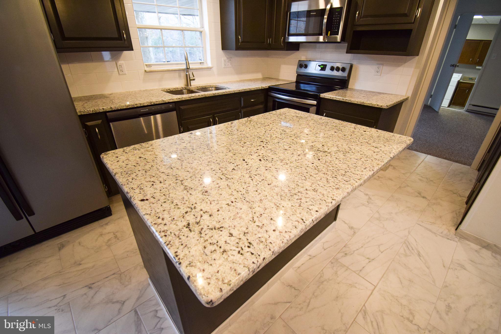 LAKE HAUTO - Residential