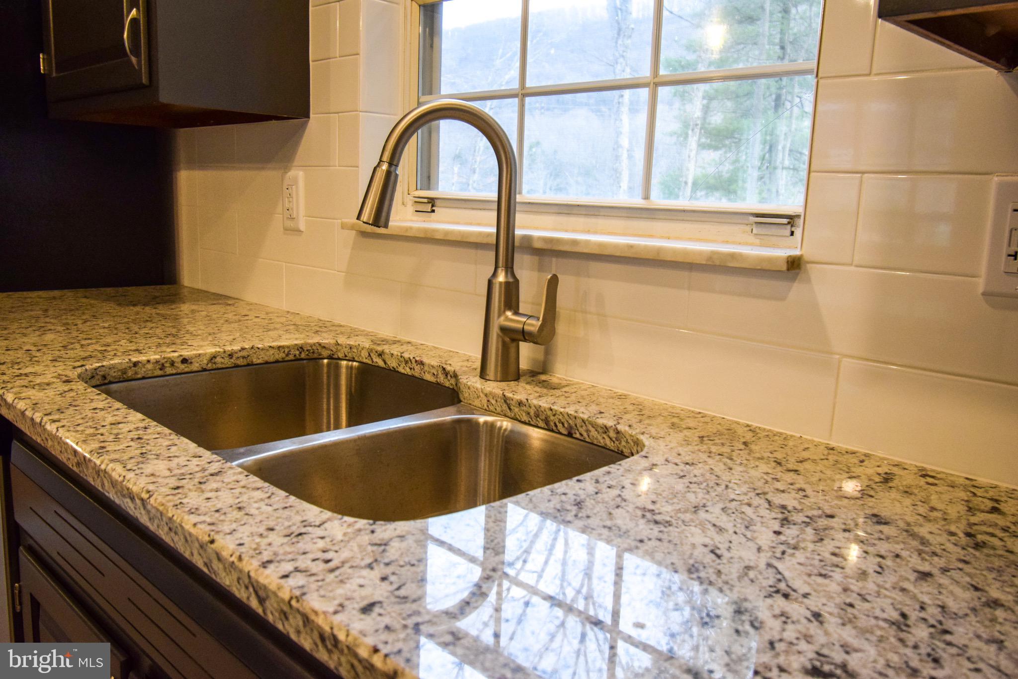 LAKE HAUTO - Residential