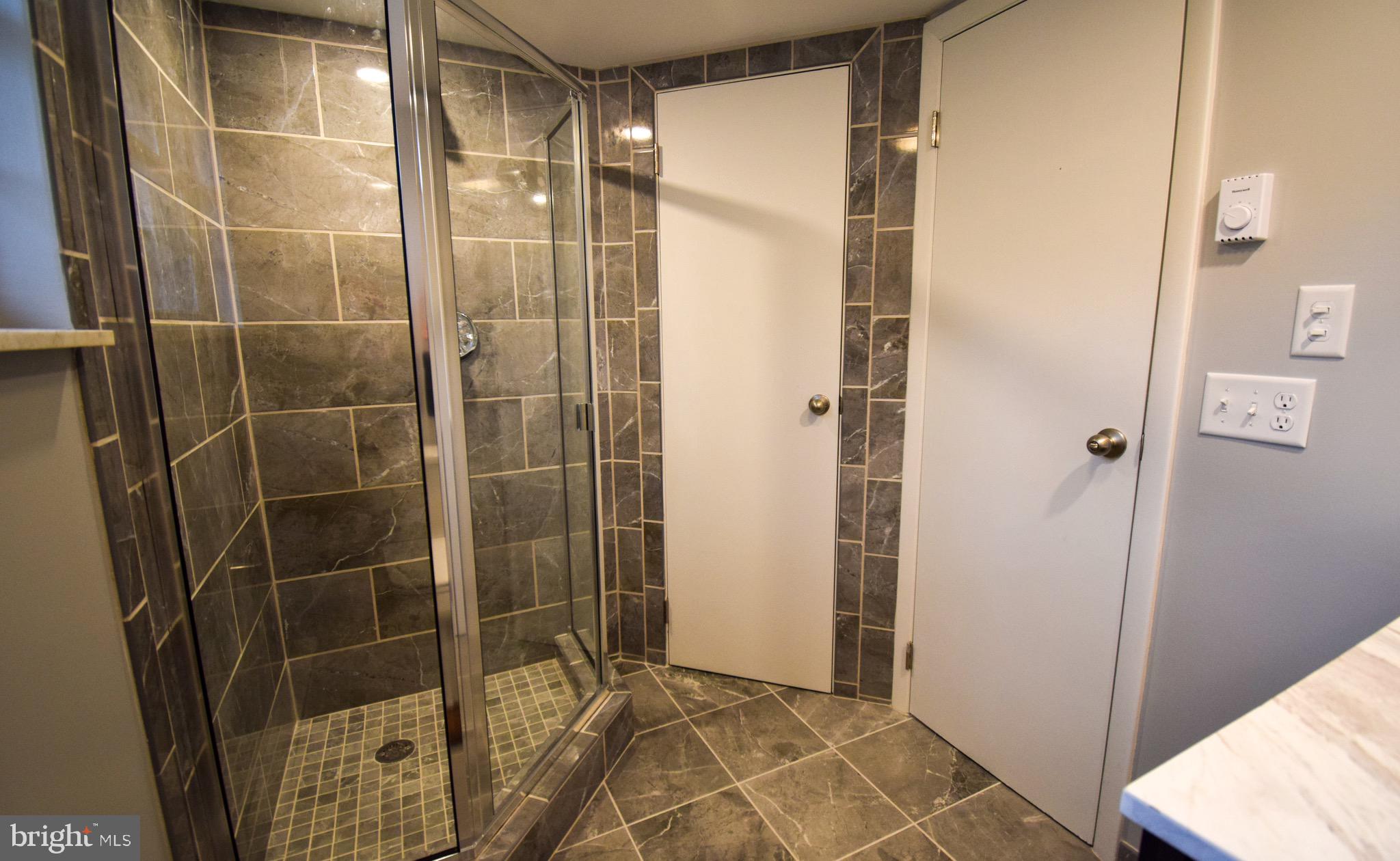 LAKE HAUTO - Residential