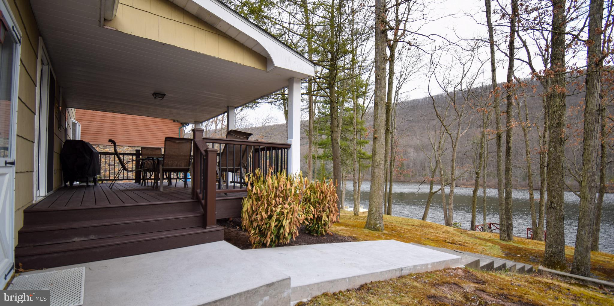 LAKE HAUTO - Residential