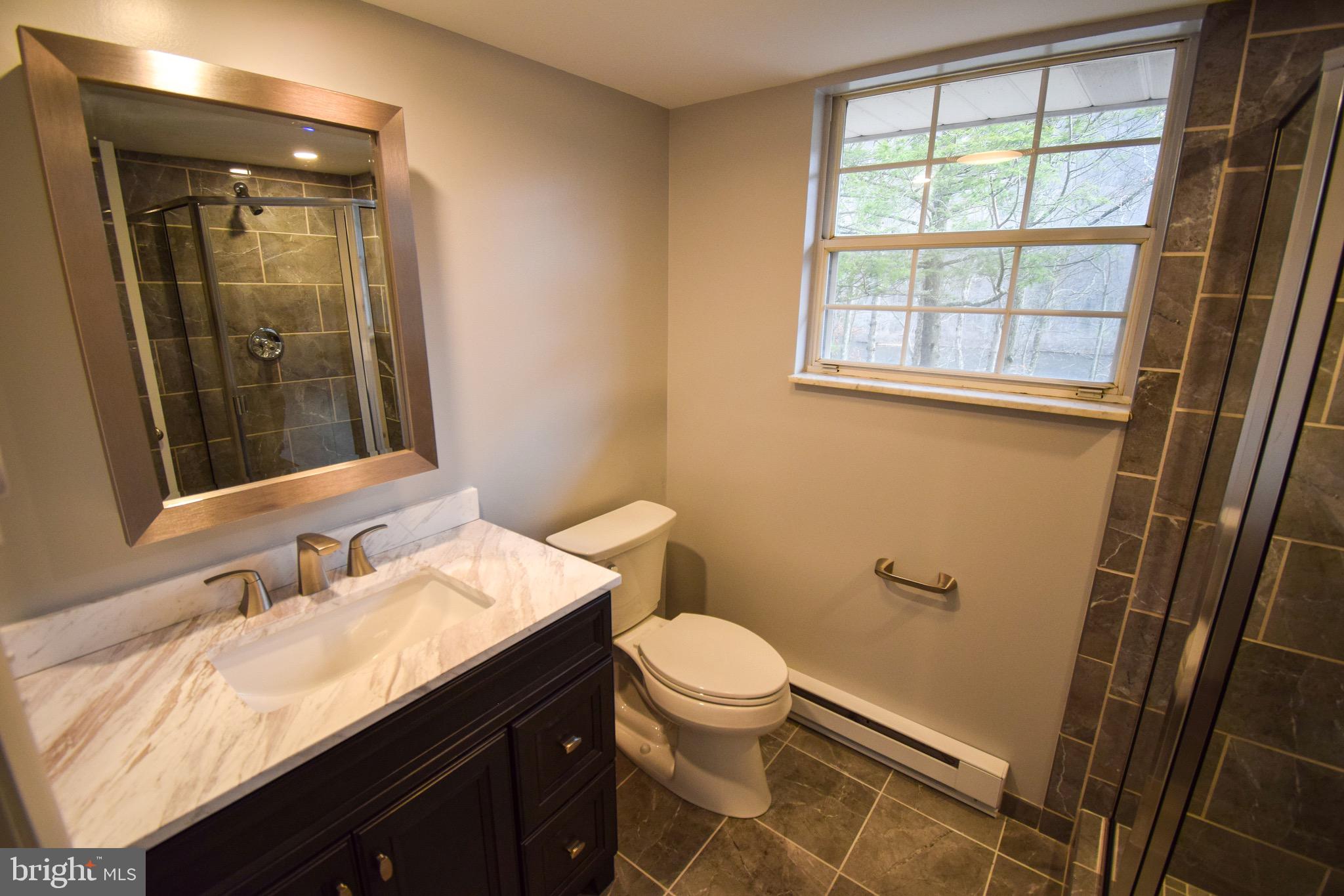 LAKE HAUTO - Residential