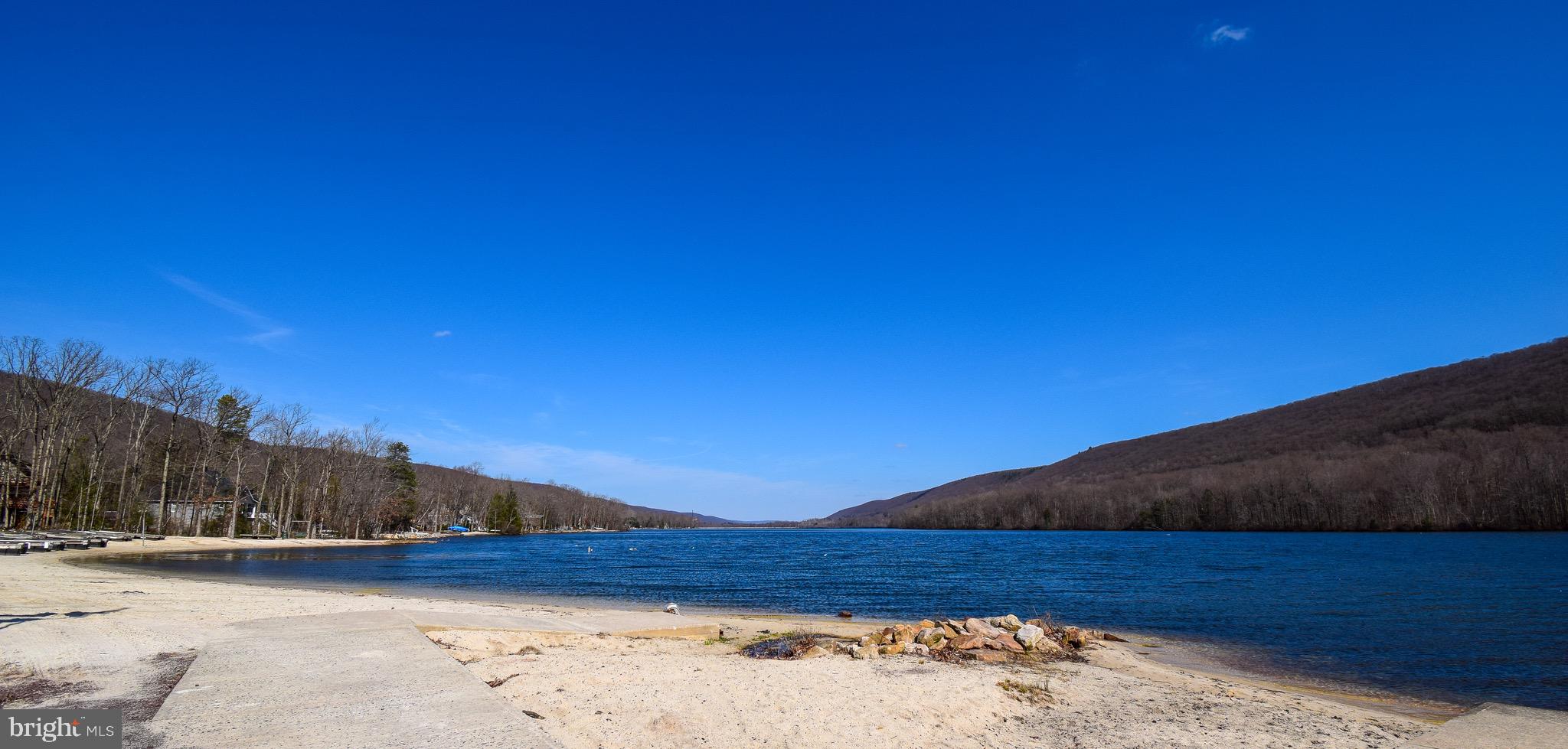 LAKE HAUTO - Residential