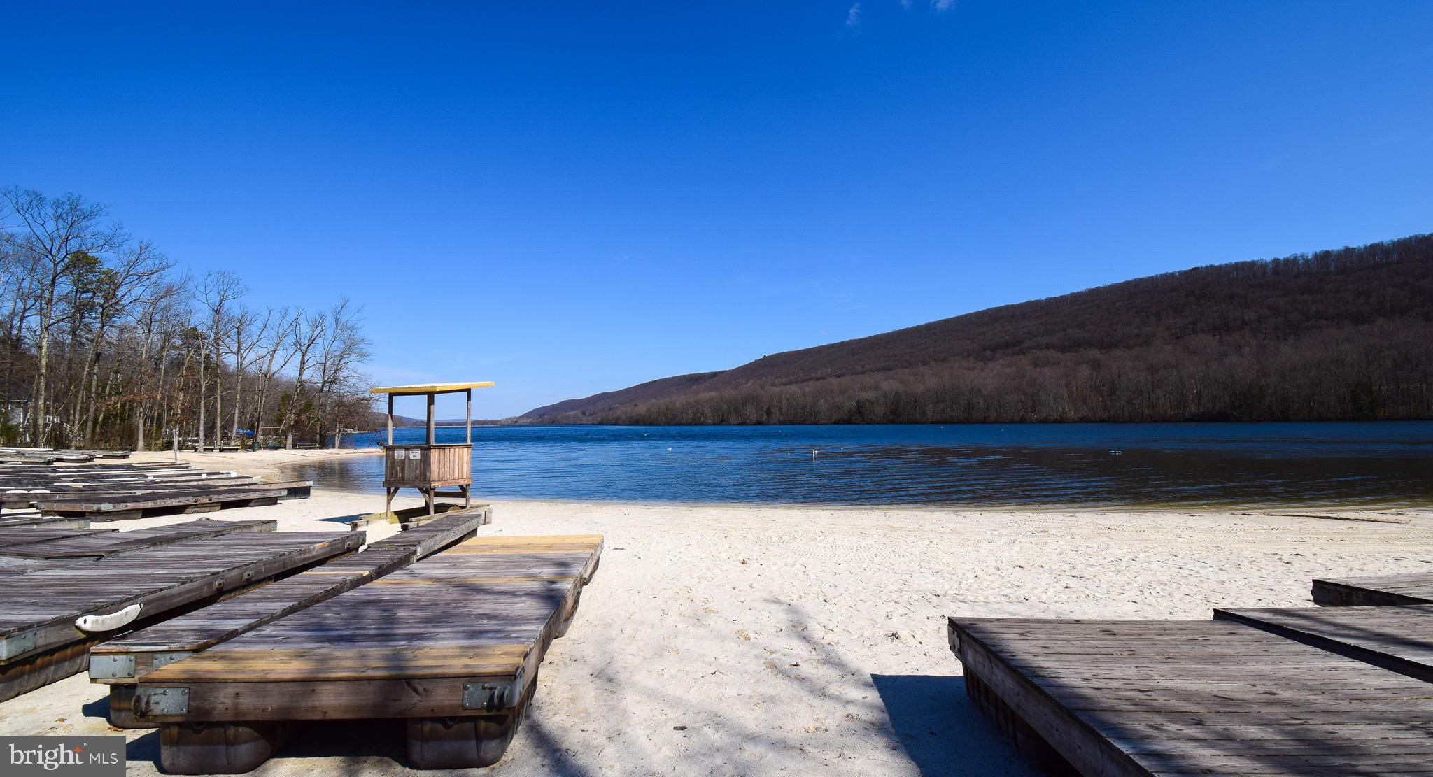 LAKE HAUTO - Residential