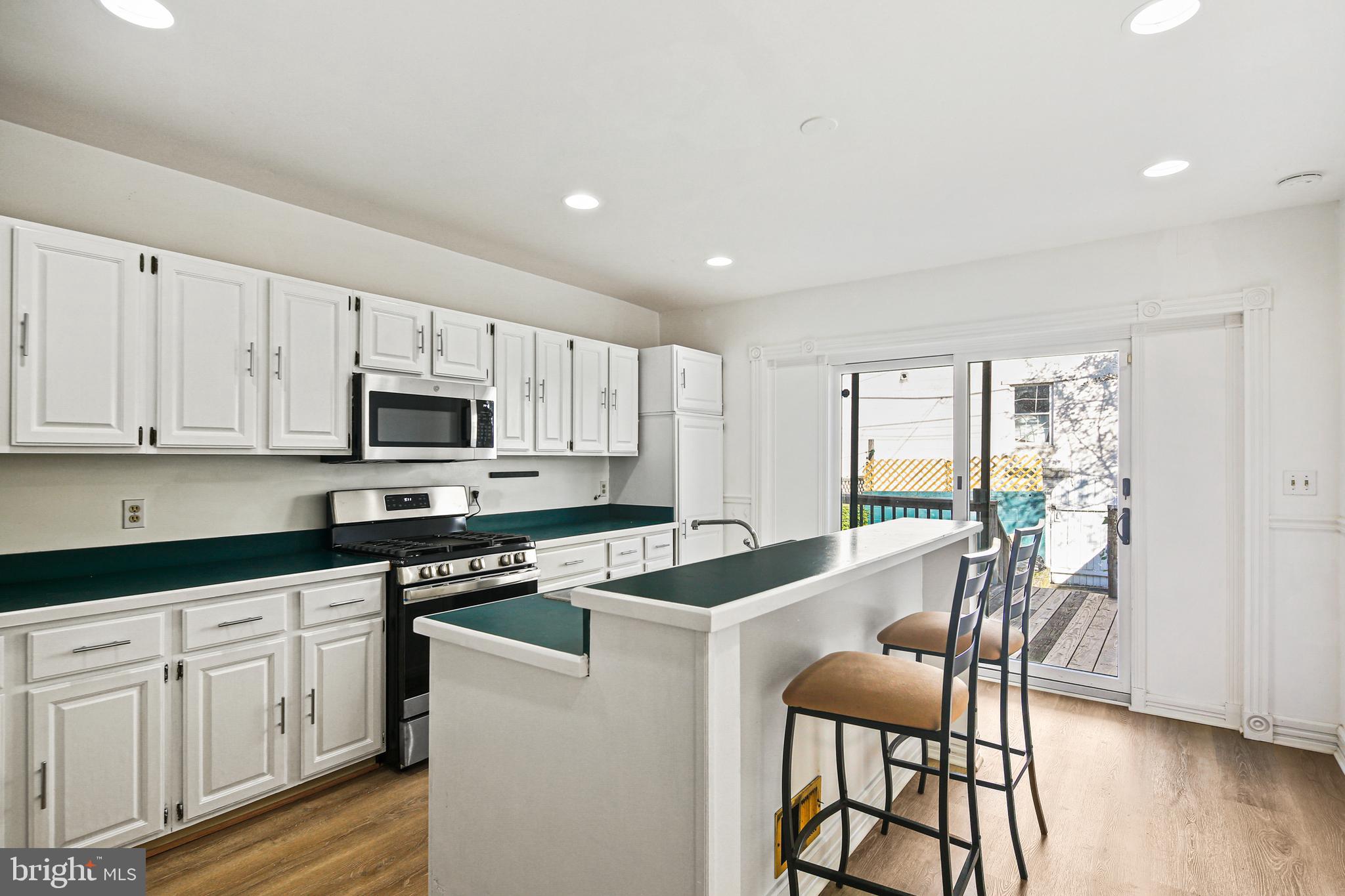 BUTCHERS HILL - Residential Lease