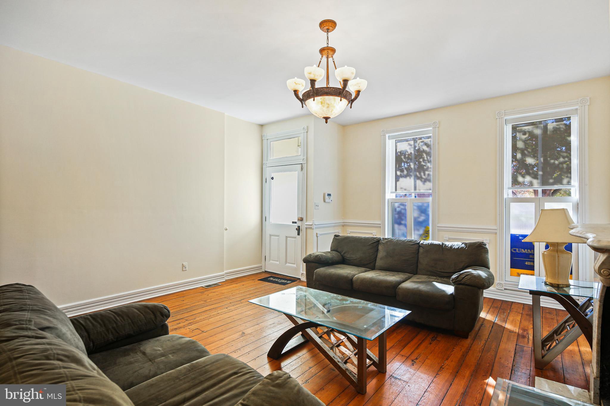 BUTCHERS HILL - Residential Lease