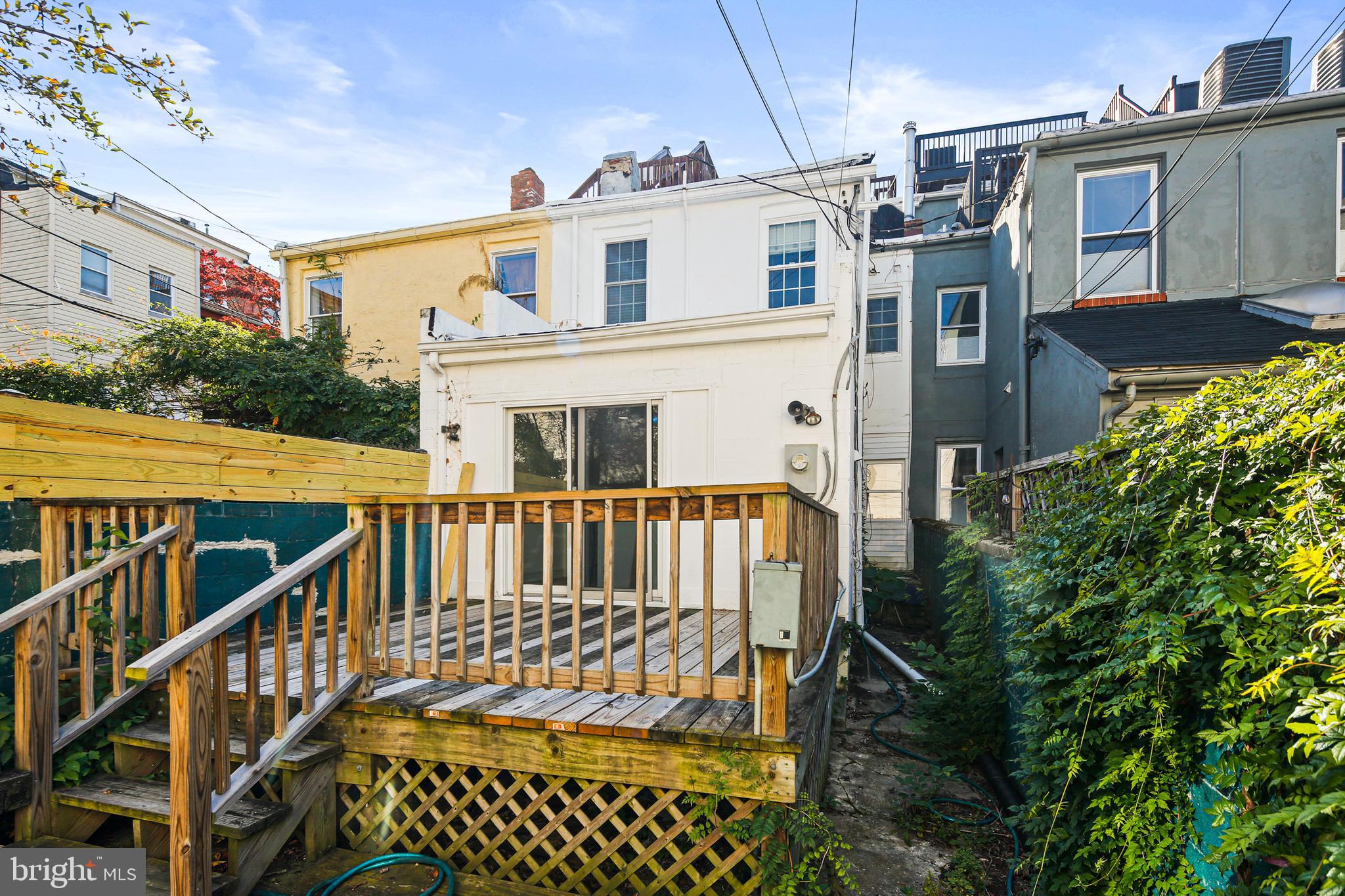 BUTCHERS HILL - Residential Lease