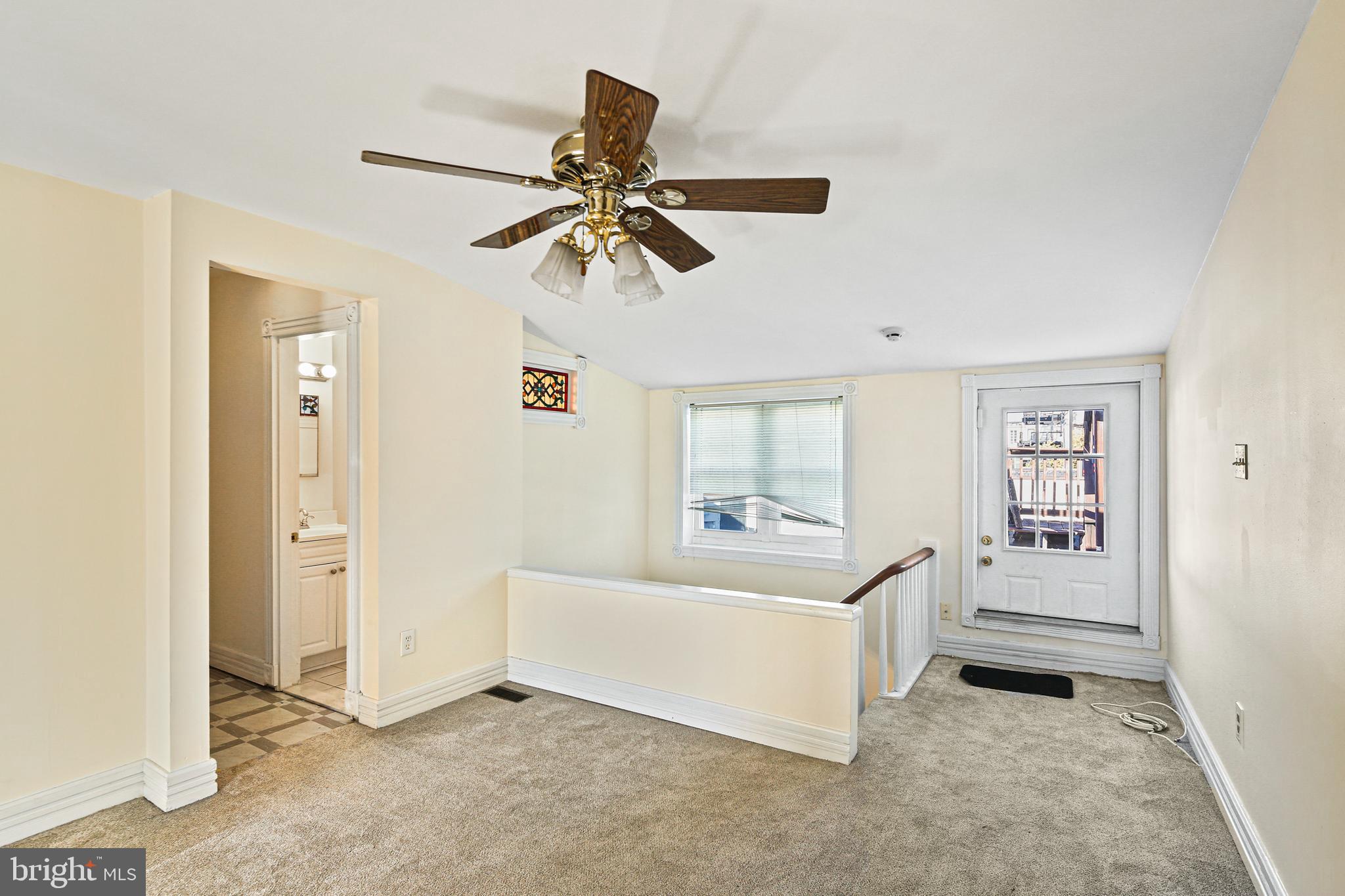 BUTCHERS HILL - Residential Lease